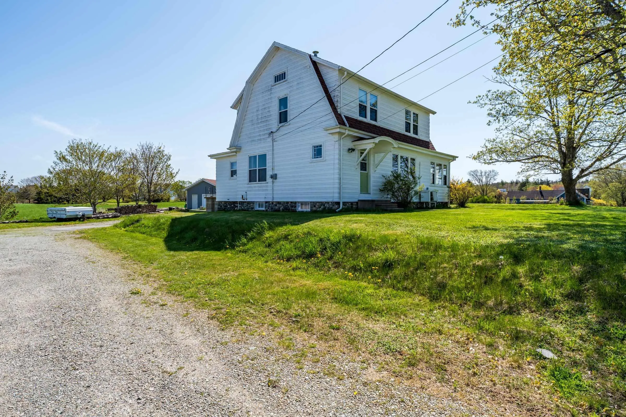 8882 Highway 1, Meteghan River Ns B0w 2l0, 3 Bedrooms Bedrooms, ,2 BathroomsBathrooms,Residential,For Sale,Highway 1,202501422