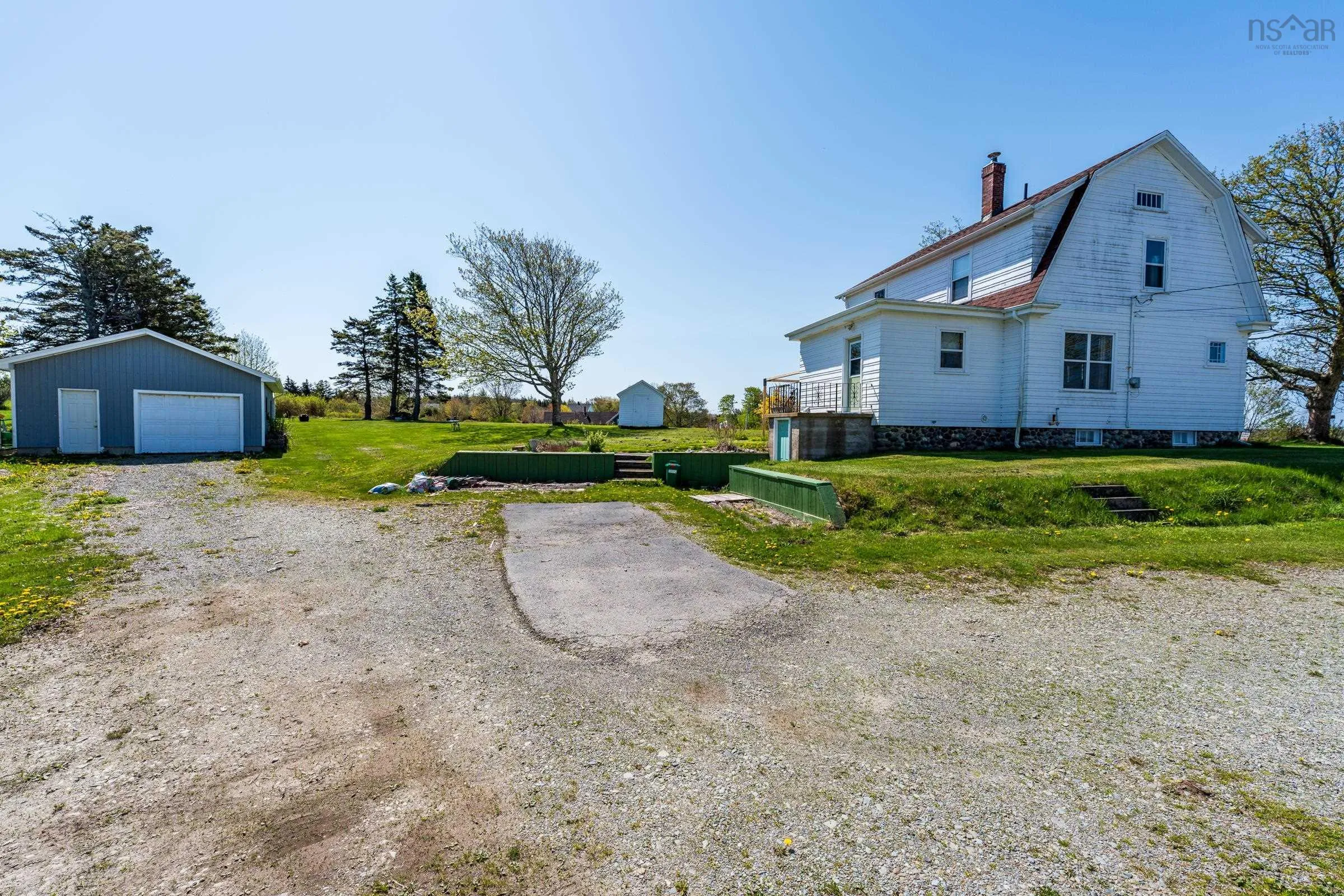 8882 Highway 1, Meteghan River Ns B0w 2l0, 3 Bedrooms Bedrooms, ,2 BathroomsBathrooms,Residential,For Sale,Highway 1,202501422