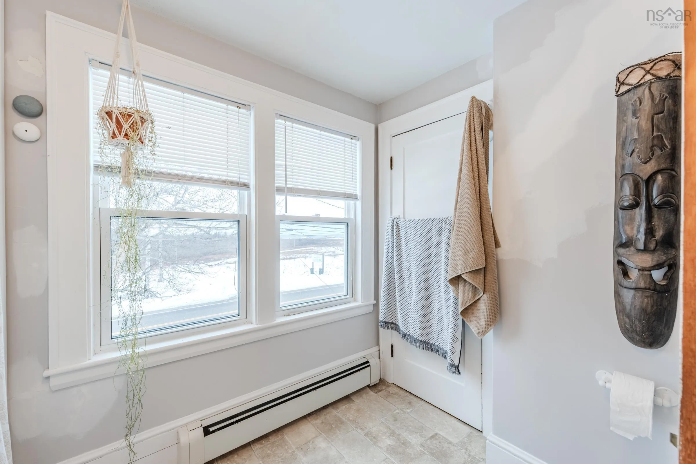 8882 Highway 1, Meteghan River Ns B0w 2l0, 3 Bedrooms Bedrooms, ,2 BathroomsBathrooms,Residential,For Sale,Highway 1,202501422