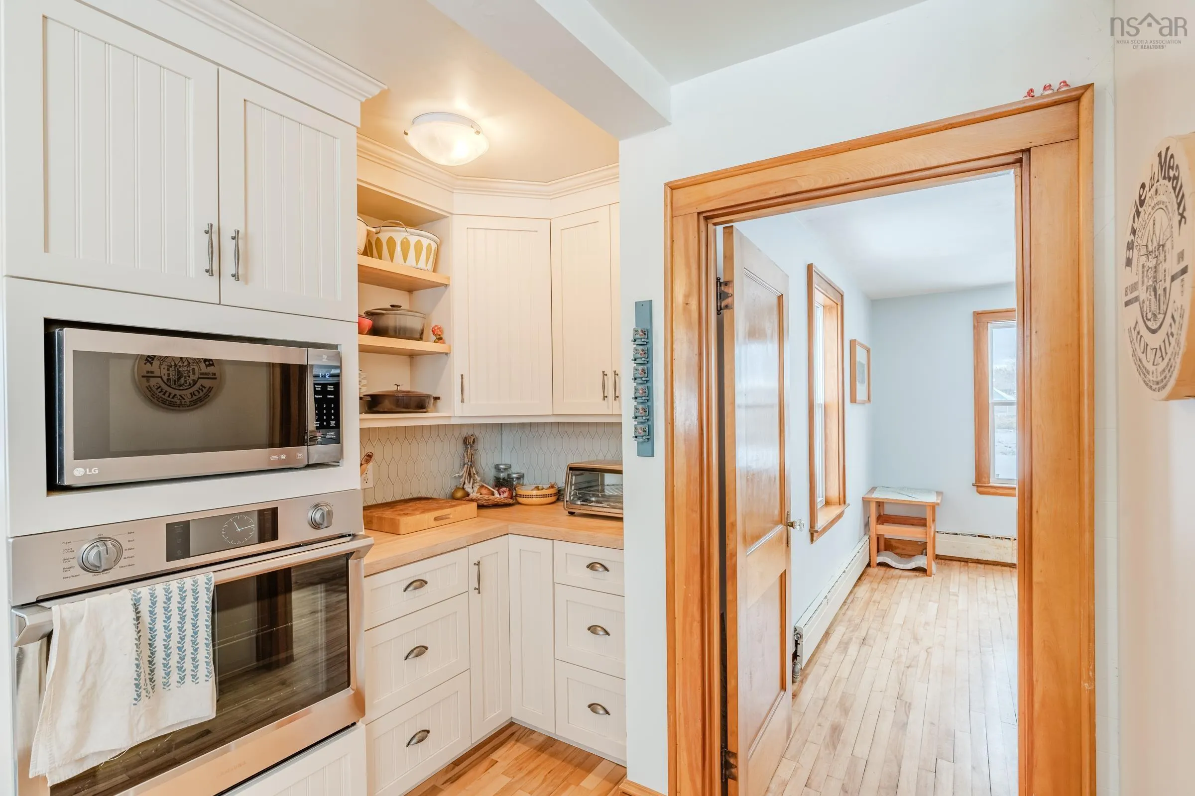 8882 Highway 1, Meteghan River Ns B0w 2l0, 3 Bedrooms Bedrooms, ,2 BathroomsBathrooms,Residential,For Sale,Highway 1,202501422