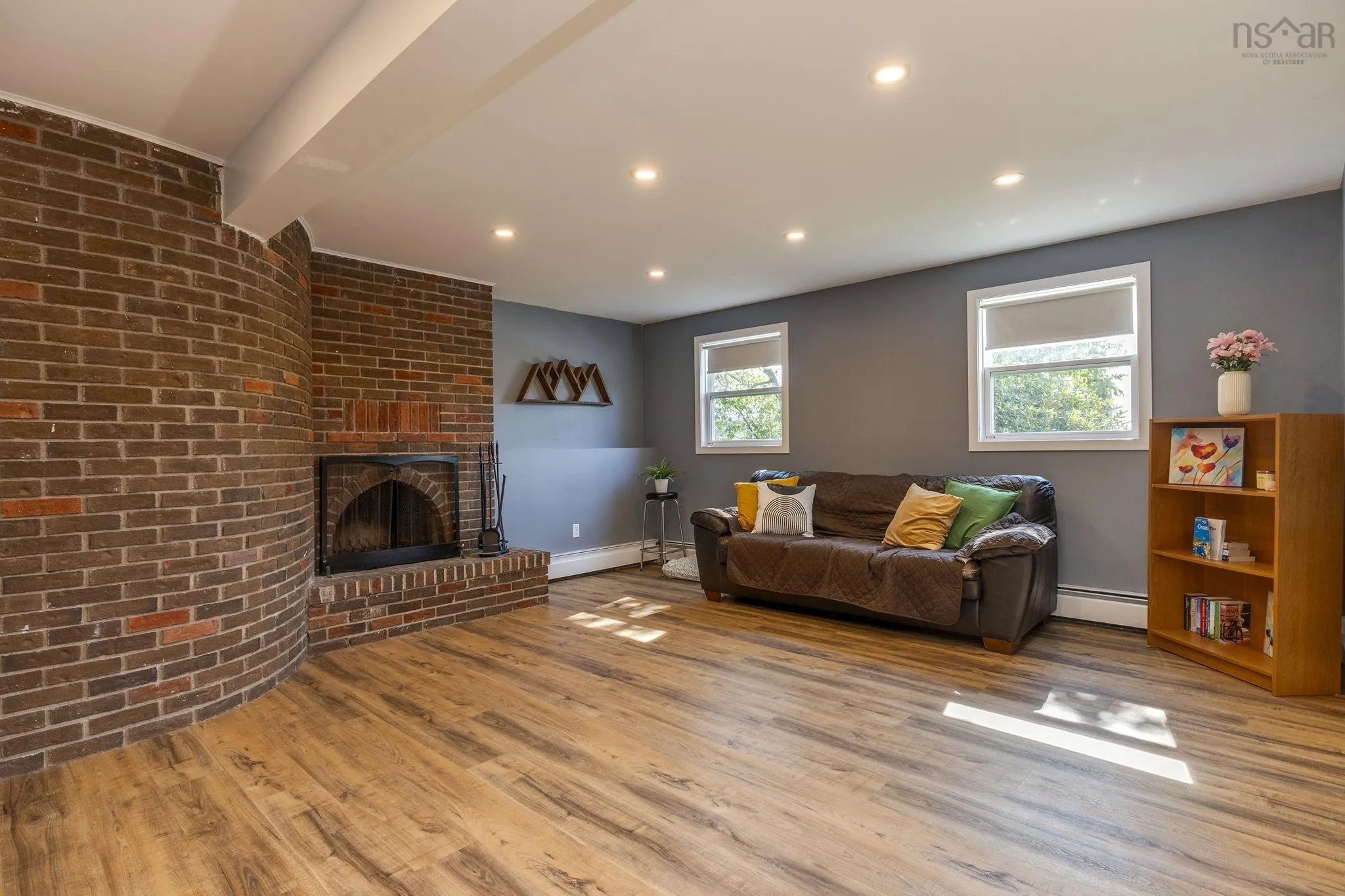 98 Collins Grove, Dartmouth, NS B2W 4E6, 3 Bedrooms Bedrooms, ,2 BathroomsBathrooms,Residential,For Sale,Collins Grove,202522446