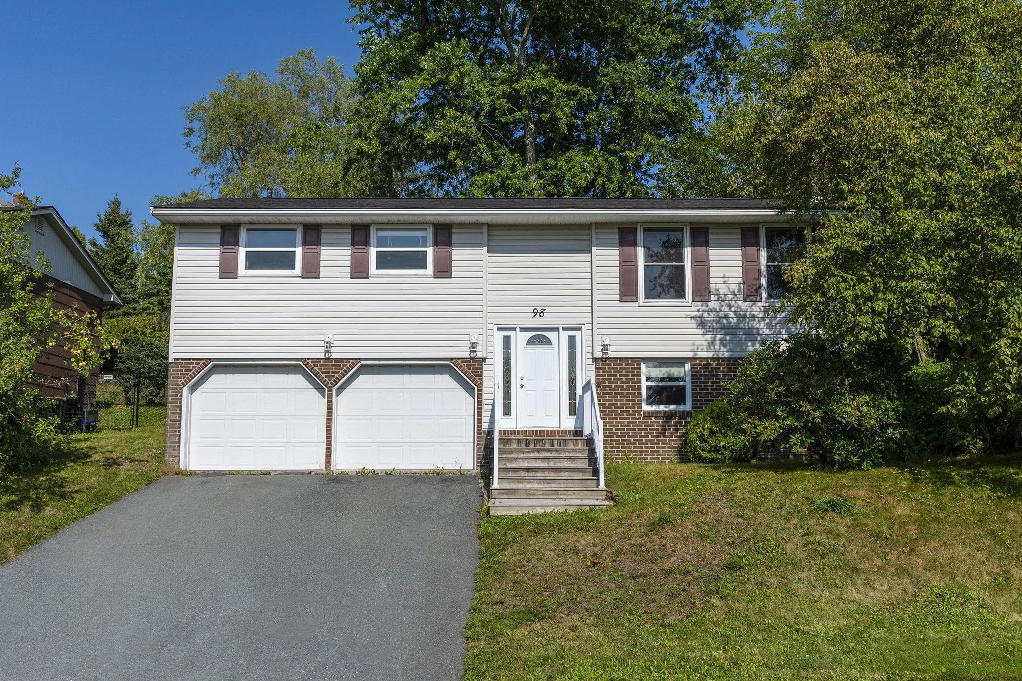 98 Collins Grove, Dartmouth, NS B2W 4E6, 3 Bedrooms Bedrooms, ,2 BathroomsBathrooms,Residential,For Sale,Collins Grove,202522446