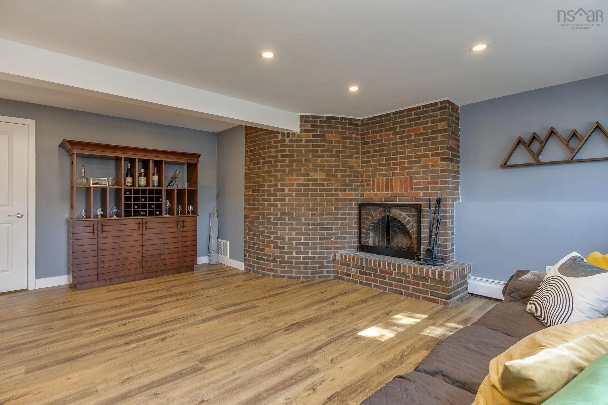 98 Collins Grove, Dartmouth, NS B2W 4E6, 3 Bedrooms Bedrooms, ,2 BathroomsBathrooms,Residential,For Sale,Collins Grove,202522446