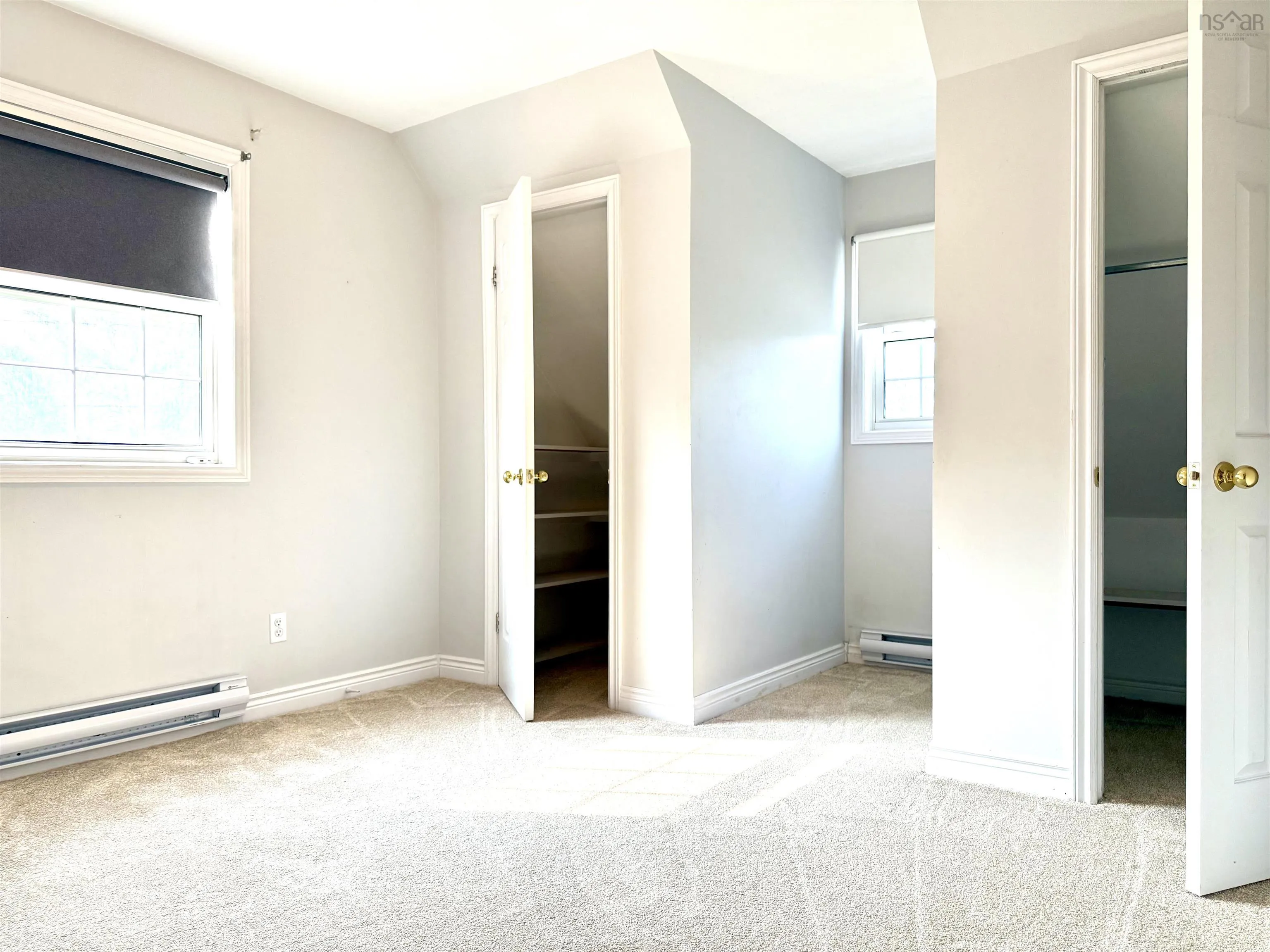 2 Abbey Road, Amherst, NS B4H 4T2, 4 Bedrooms Bedrooms, ,4 BathroomsBathrooms,Residential,For Sale,Abbey,202520178