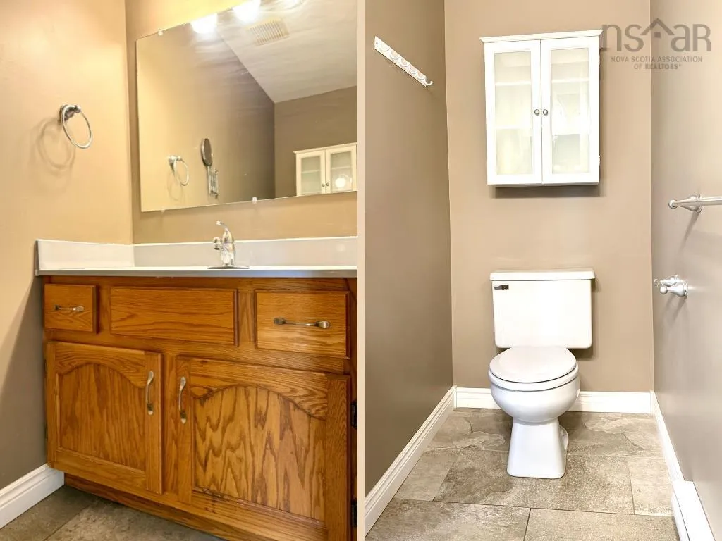 2 Abbey Road, Amherst, NS B4H 4T2, 4 Bedrooms Bedrooms, ,4 BathroomsBathrooms,Residential,For Sale,Abbey,202520178
