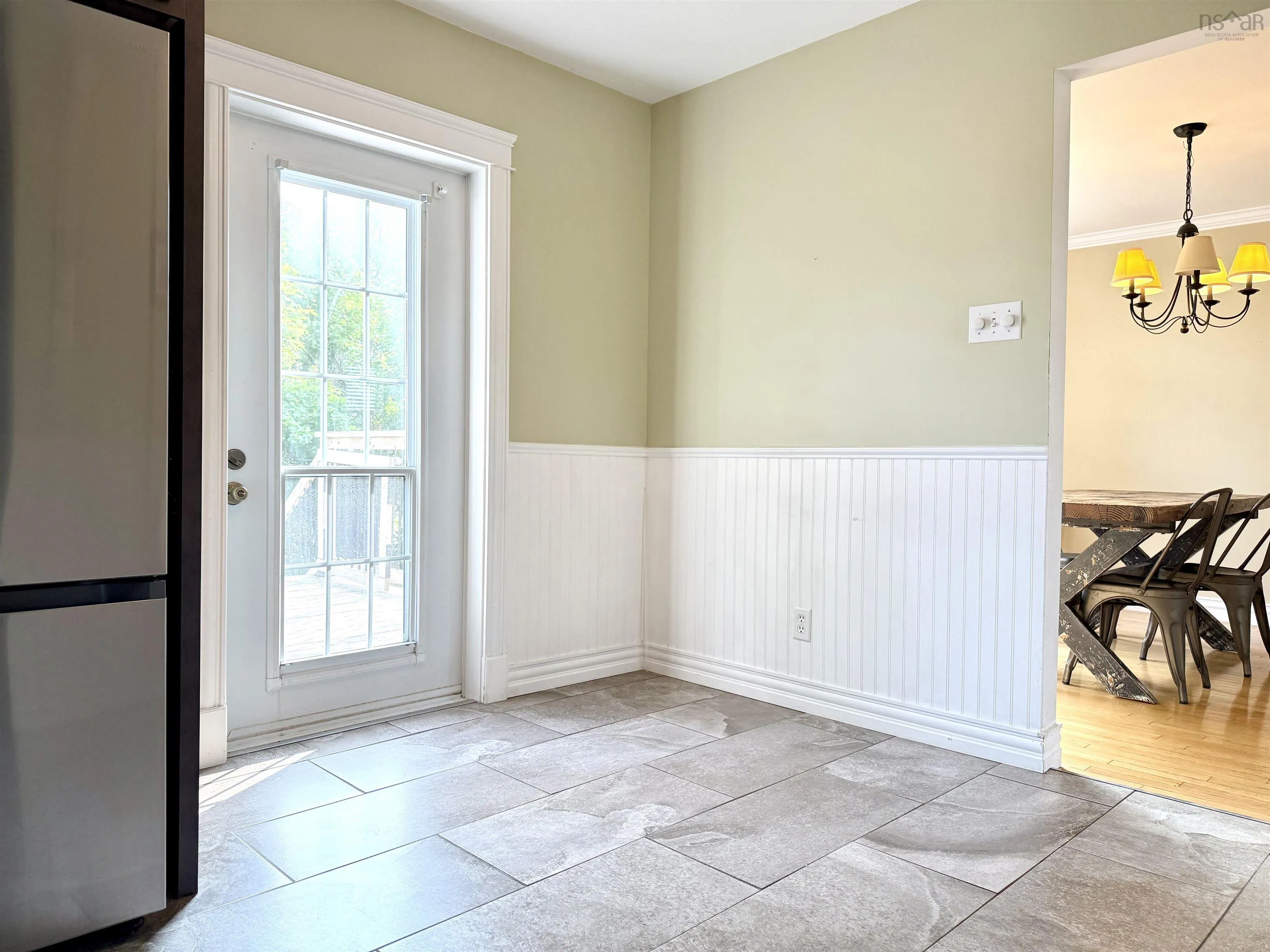 2 Abbey Road, Amherst, NS B4H 4T2, 4 Bedrooms Bedrooms, ,4 BathroomsBathrooms,Residential,For Sale,Abbey,202520178