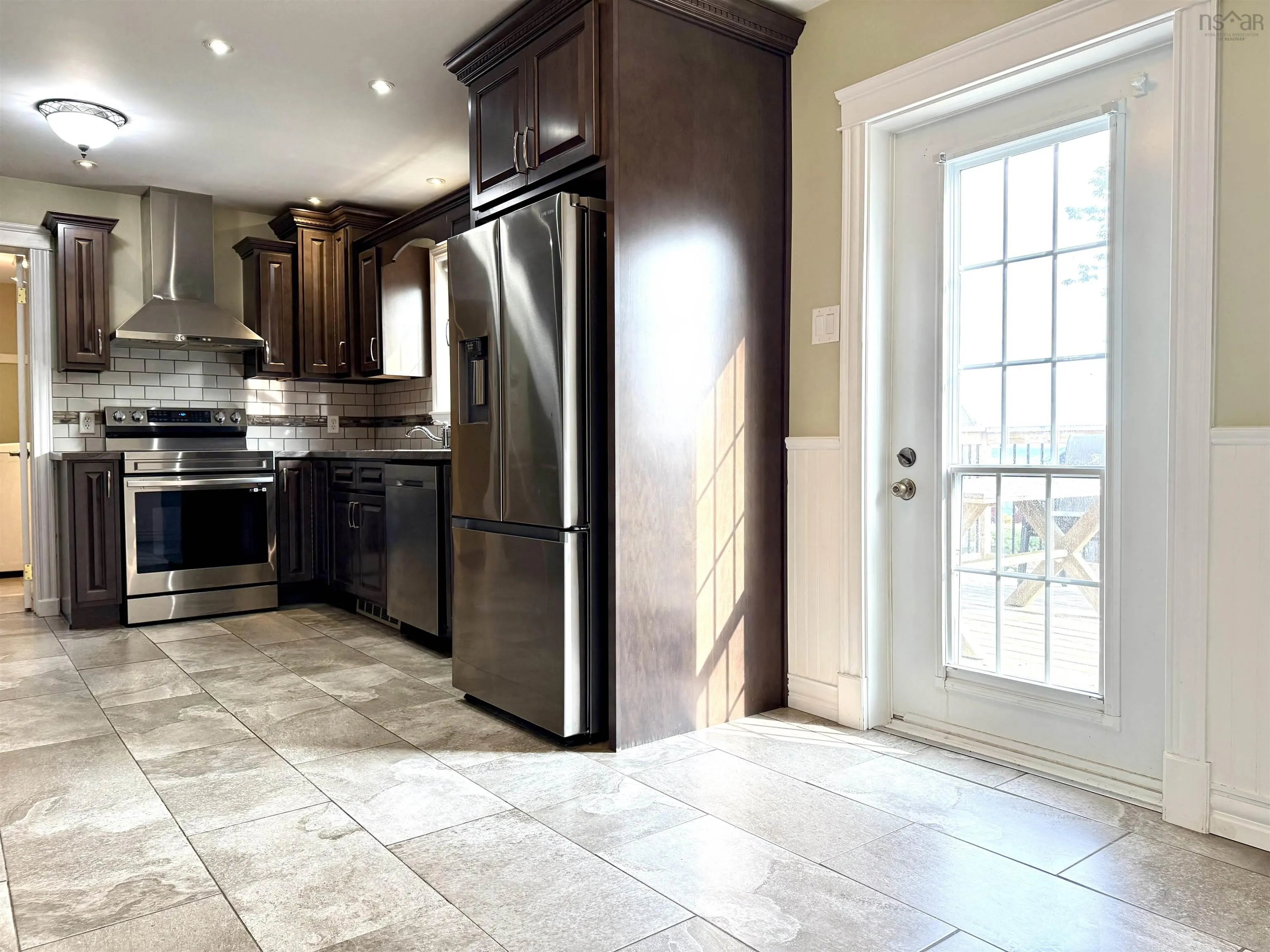 2 Abbey Road, Amherst, NS B4H 4T2, 4 Bedrooms Bedrooms, ,4 BathroomsBathrooms,Residential,For Sale,Abbey,202520178