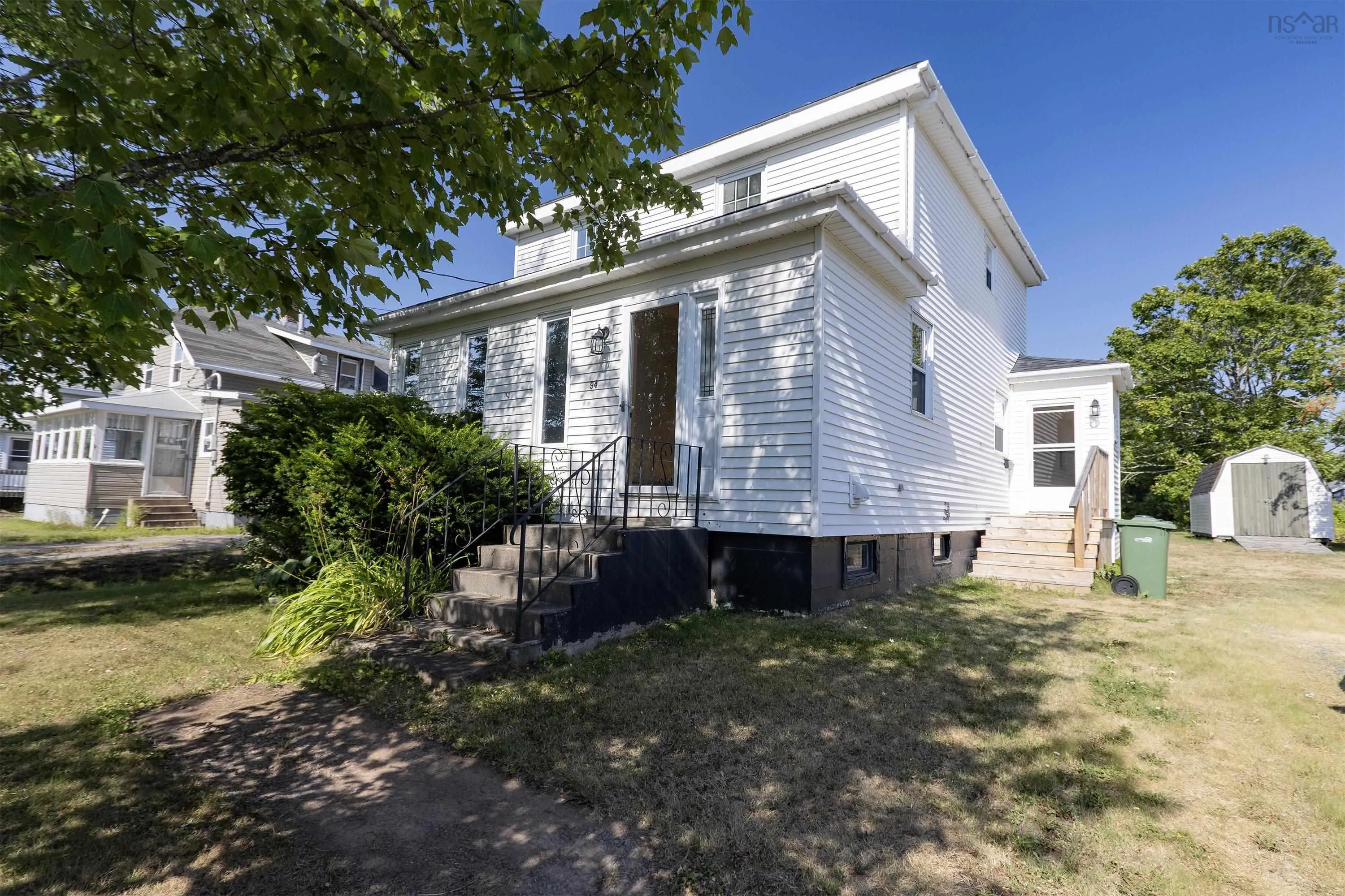 94 Mcfarlane Street, Springhill, NS B0M 1X0, 3 Bedrooms Bedrooms, ,1 BathroomBathrooms,Residential,For Sale,Mcfarlane,202520498