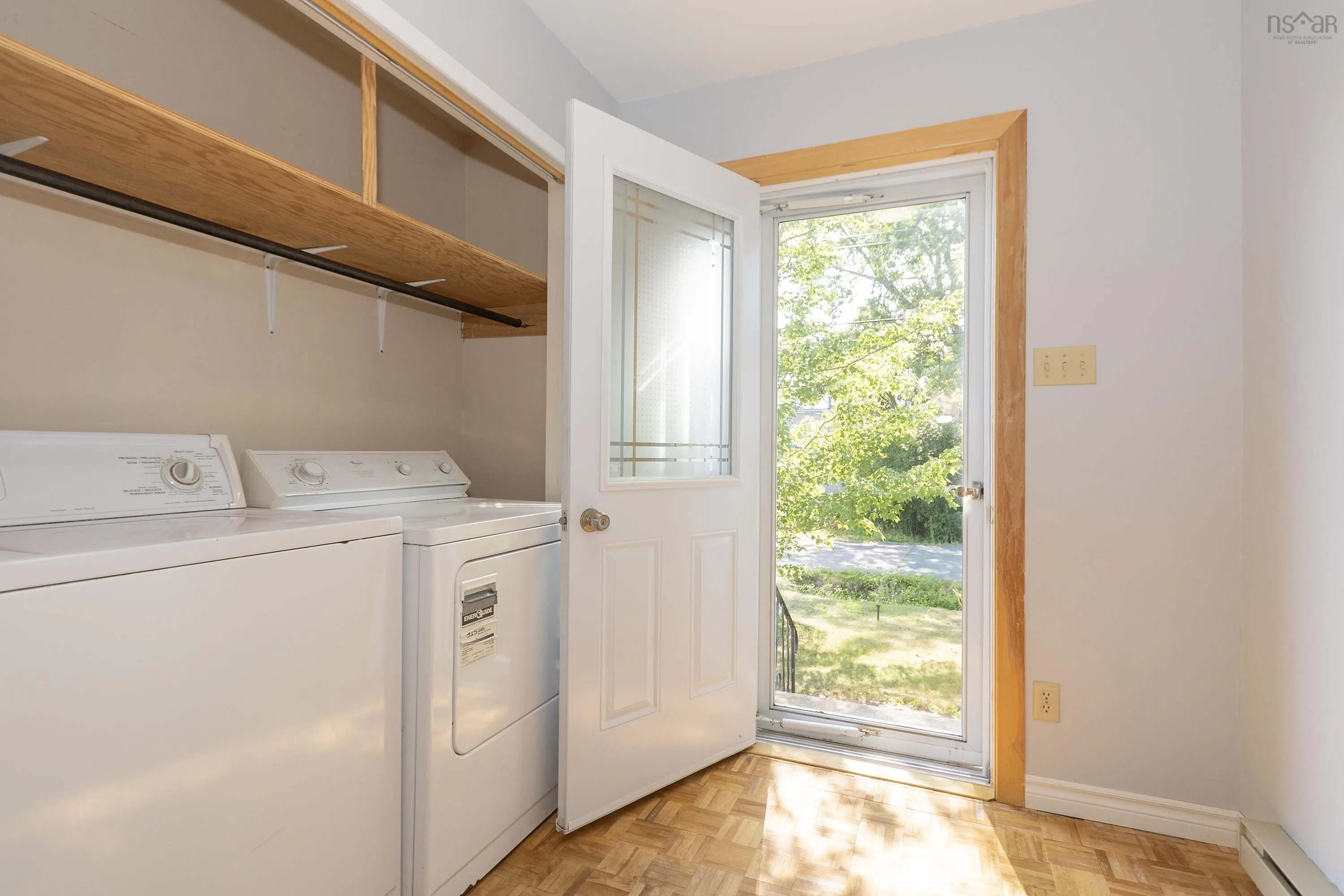 94 Mcfarlane Street, Springhill, NS B0M 1X0, 3 Bedrooms Bedrooms, ,1 BathroomBathrooms,Residential,For Sale,Mcfarlane,202520498