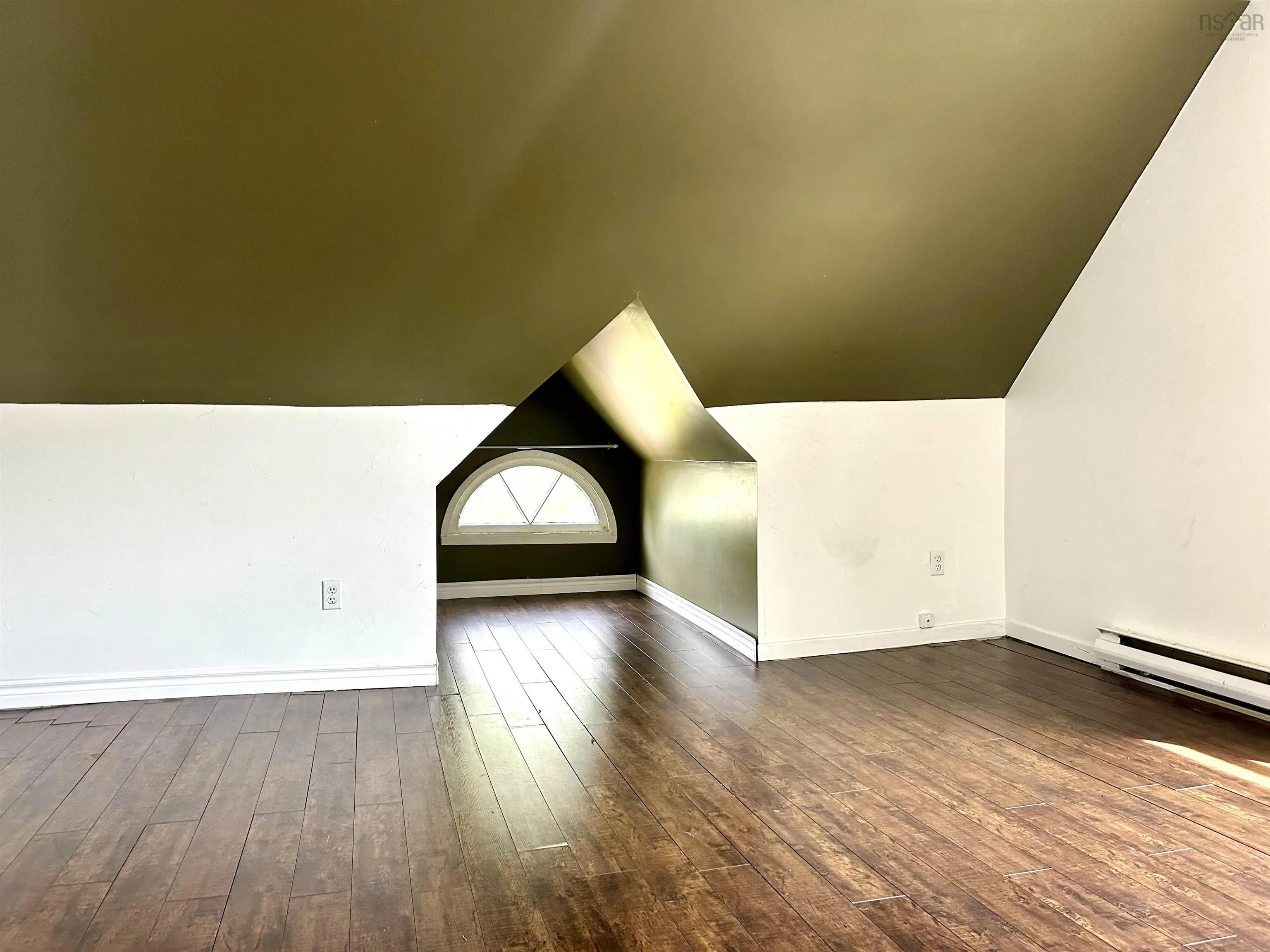 47 Spring Street, Amherst, NS B4H 1S1, 8 Bedrooms Bedrooms, ,Residential Income,For Sale,Spring,202522720