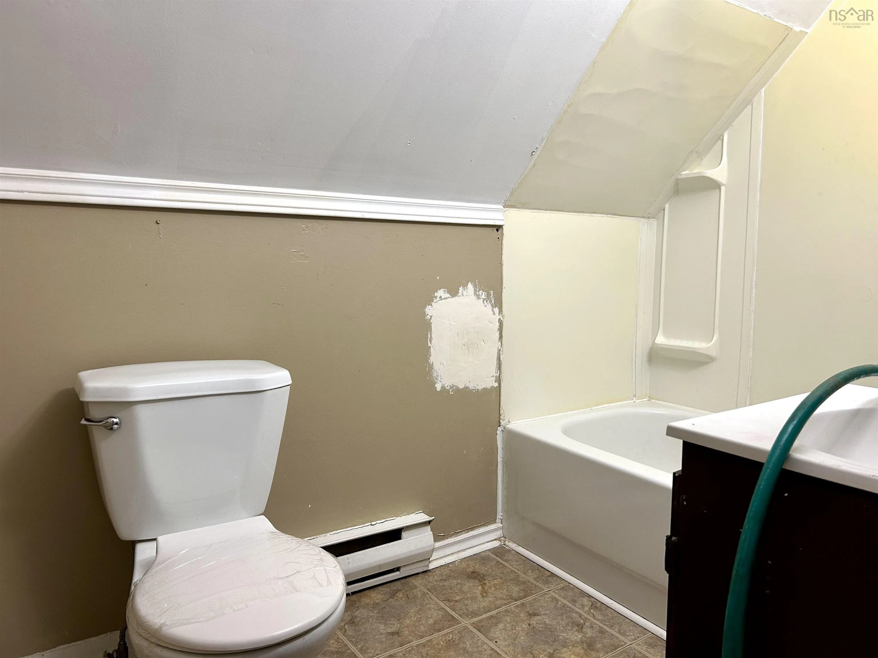 47 Spring Street, Amherst, NS B4H 1S1, 8 Bedrooms Bedrooms, ,Residential Income,For Sale,Spring,202522720