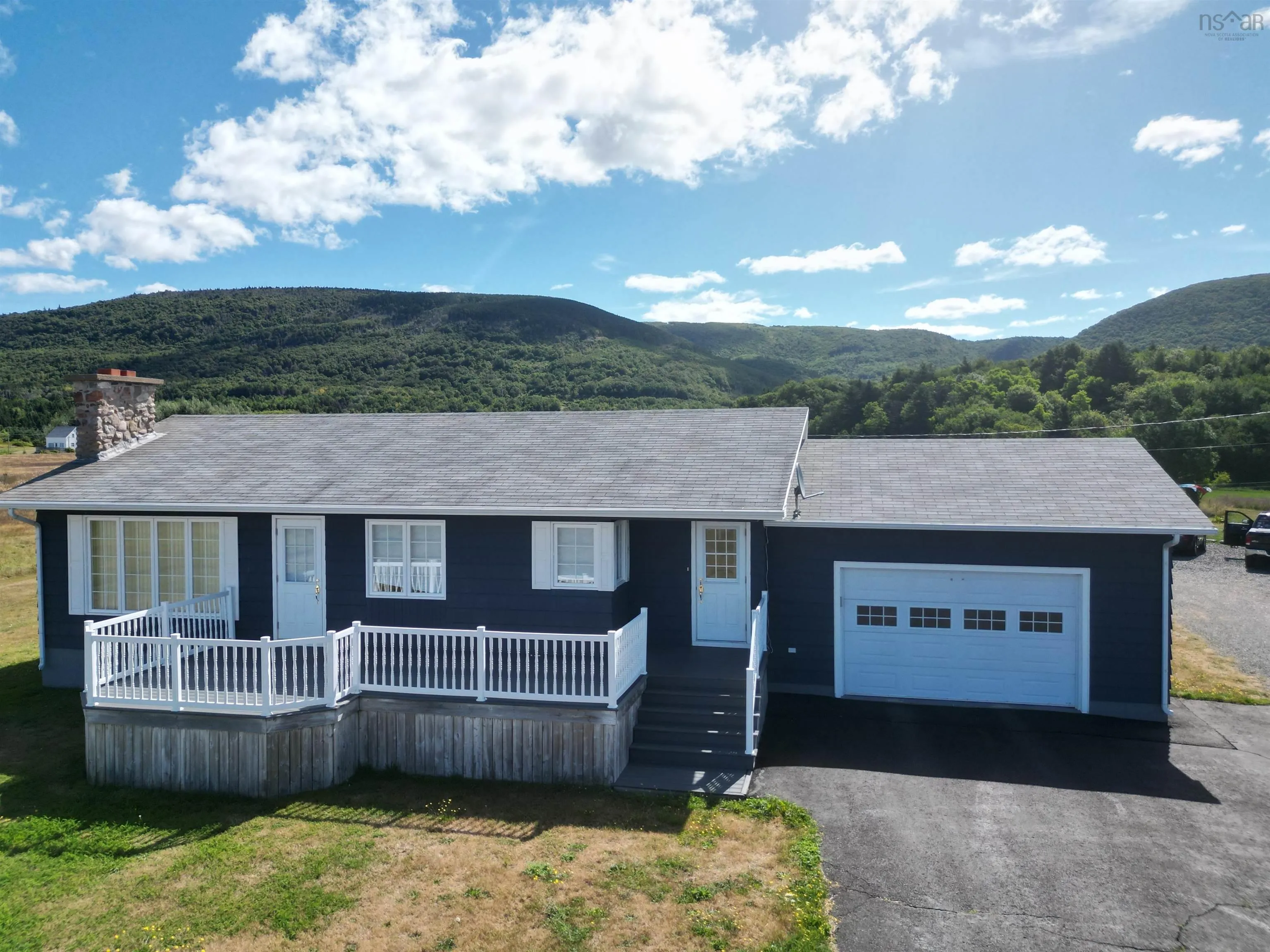 13642 Cabot Trail Road, Point Cross, NS B0E 1H0, 4 Bedrooms Bedrooms, ,2 BathroomsBathrooms,Residential,For Sale,Cabot Trail,202520849