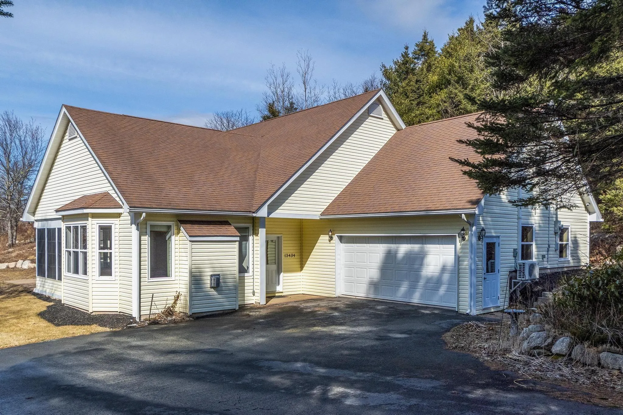 13434 Peggy's Cove Road, Upper Tantallon Ns B3z 2j2, 3 Bedrooms Bedrooms, ,2 BathroomsBathrooms,Residential,For Sale,Peggy's Cove,202504879