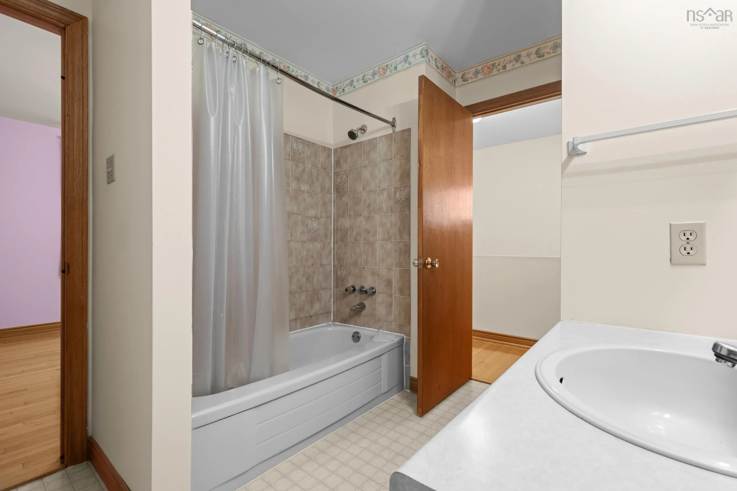 19 Herbert Road, Halifax, NS B3N 3C7, 3 Bedrooms Bedrooms, ,2 BathroomsBathrooms,Residential,For Sale,Herbert,202518482