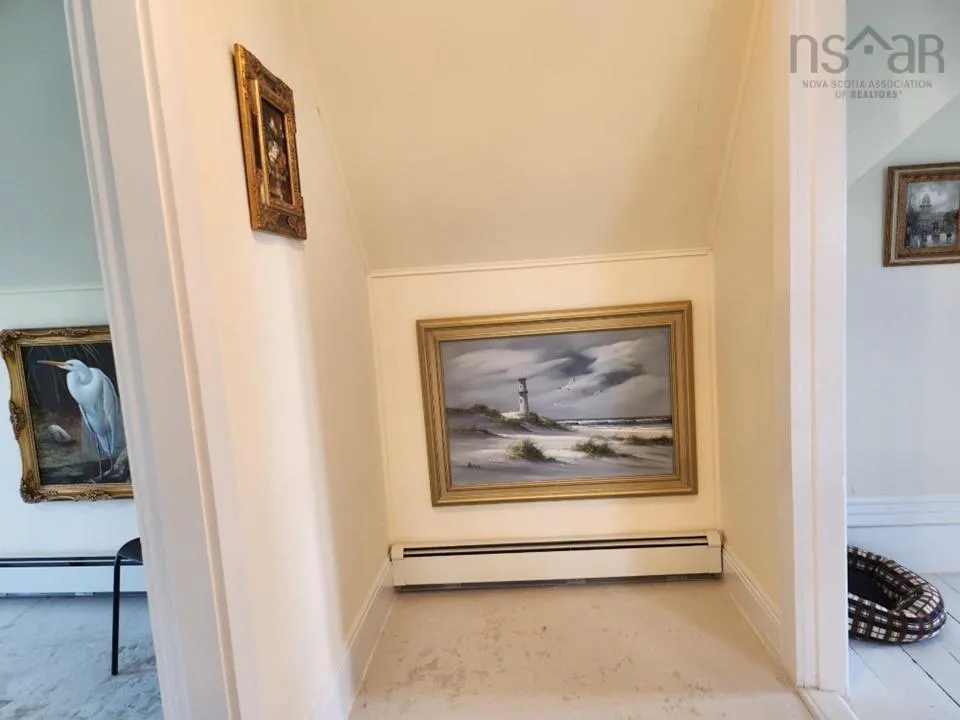 200 Argyle Street, Yarmouth, NS B5A 3X3, 5 Bedrooms Bedrooms, ,2 BathroomsBathrooms,Residential,For Sale,Argyle,202523478