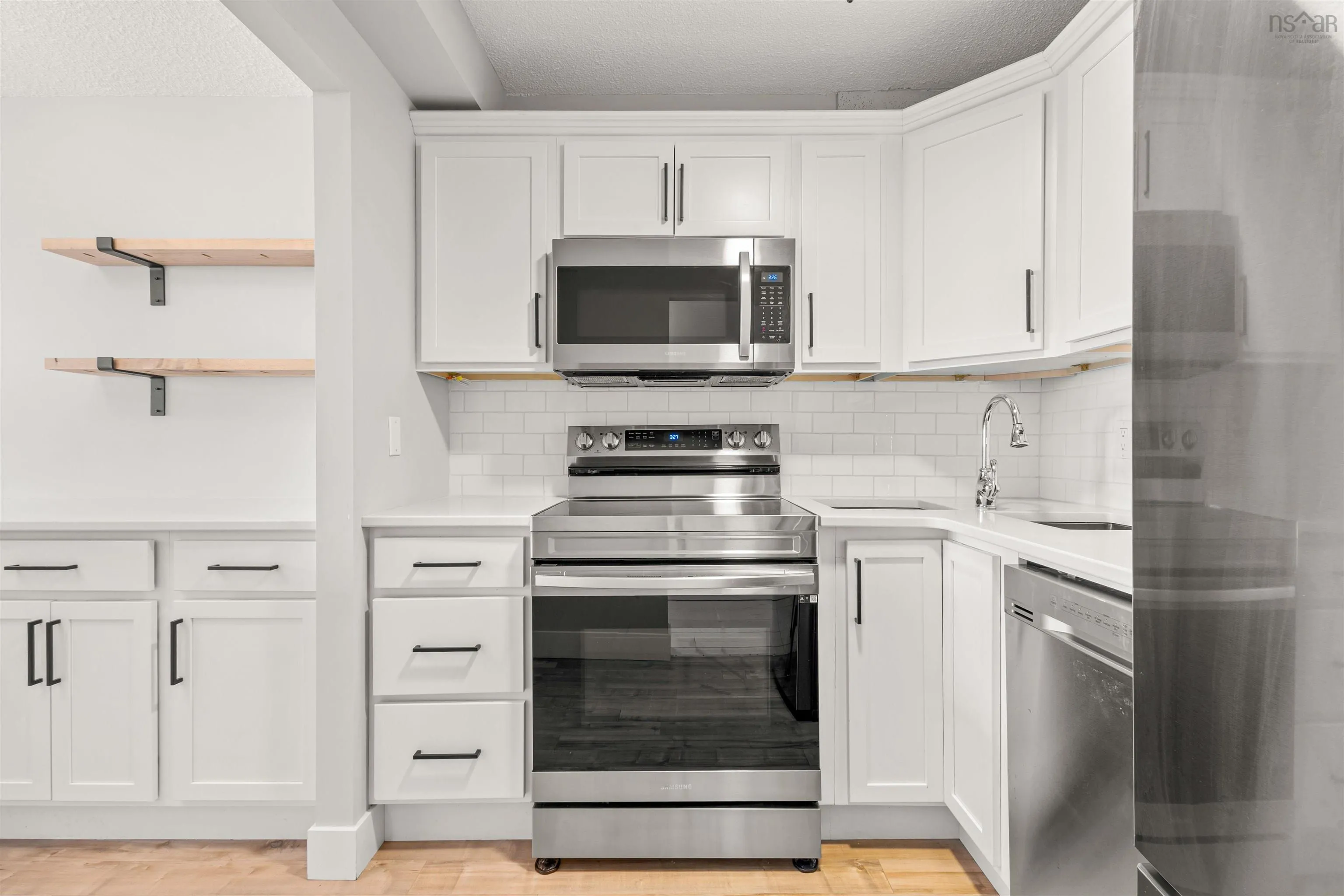 701-5572 North Ridge Road, Halifax, NS B3K 5K2, 2 Bedrooms Bedrooms, ,1 BathroomBathrooms,Residential,For Sale,North Ridge,202523006