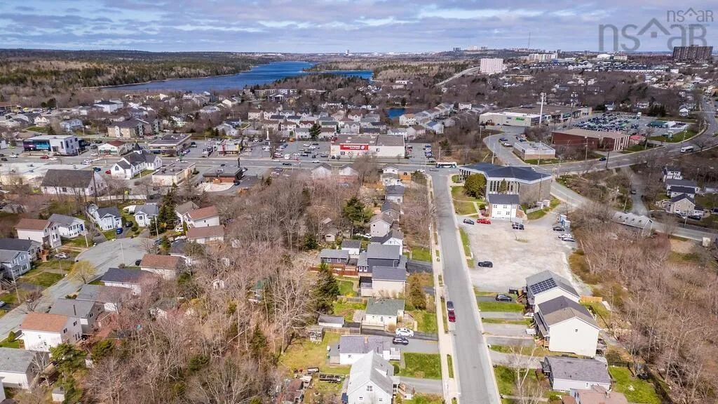 31 St. Michaels Avenue, Spryfield, NS B3P 1M6, 4 Bedrooms Bedrooms, ,3 BathroomsBathrooms,Residential,For Sale,St. Michaels,202522196