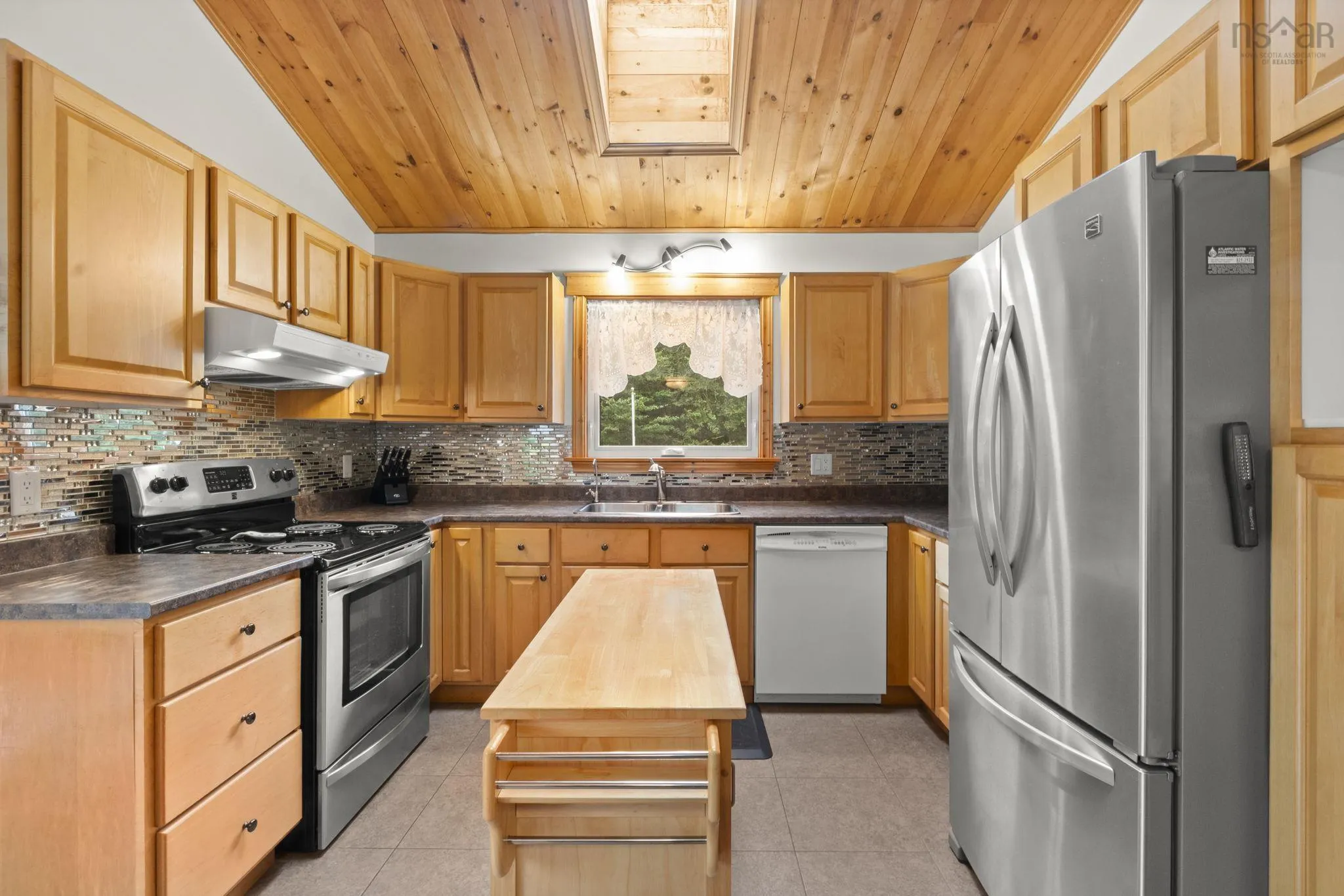 15 Shepherds Lane, Lawrencetown, NS B2Z 1E6, 4 Bedrooms Bedrooms, ,2 BathroomsBathrooms,Residential,For Sale,Shepherds,202521856