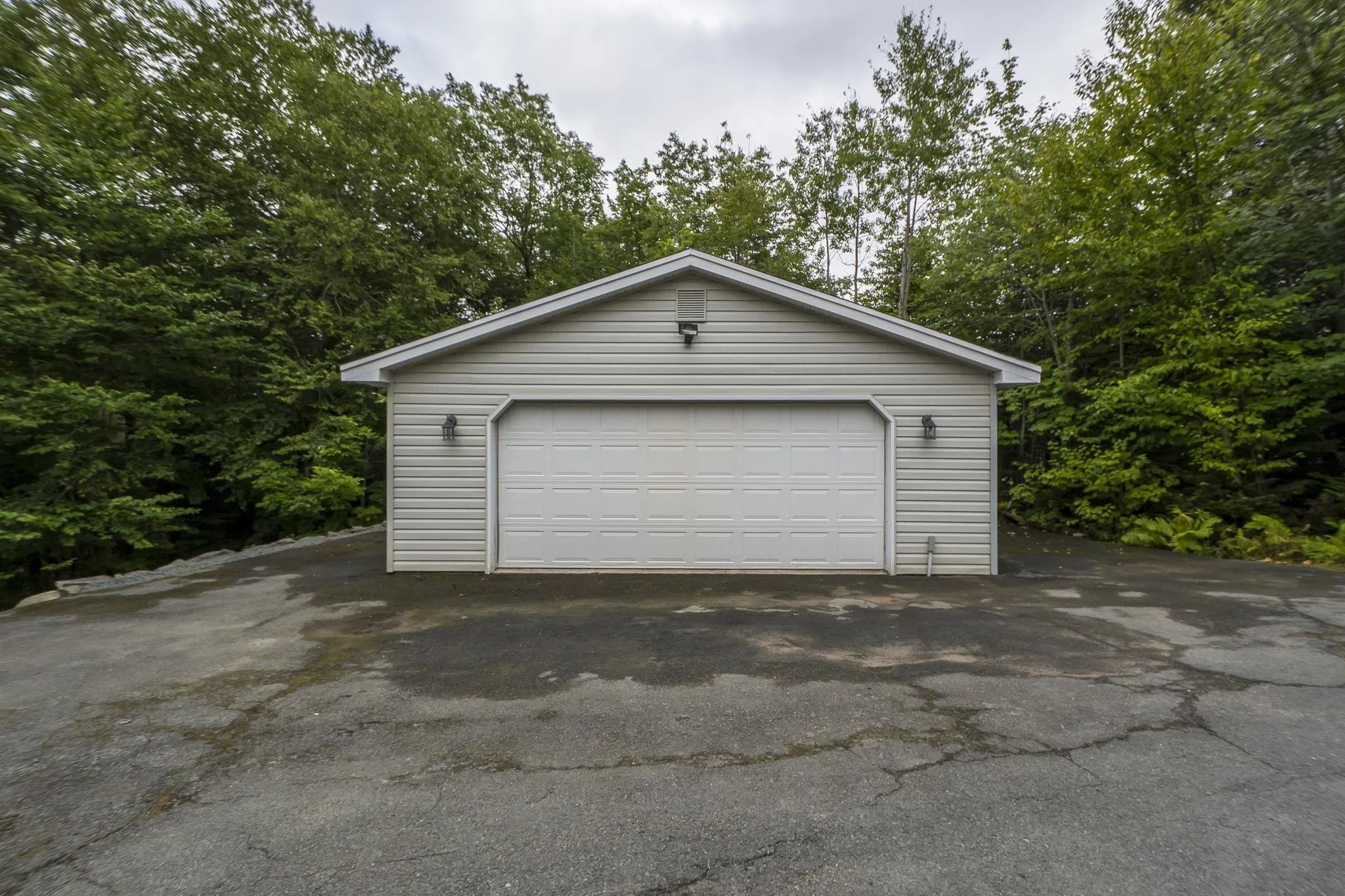 15 Shepherds Lane, Lawrencetown, NS B2Z 1E6, 4 Bedrooms Bedrooms, ,2 BathroomsBathrooms,Residential,For Sale,Shepherds,202521856