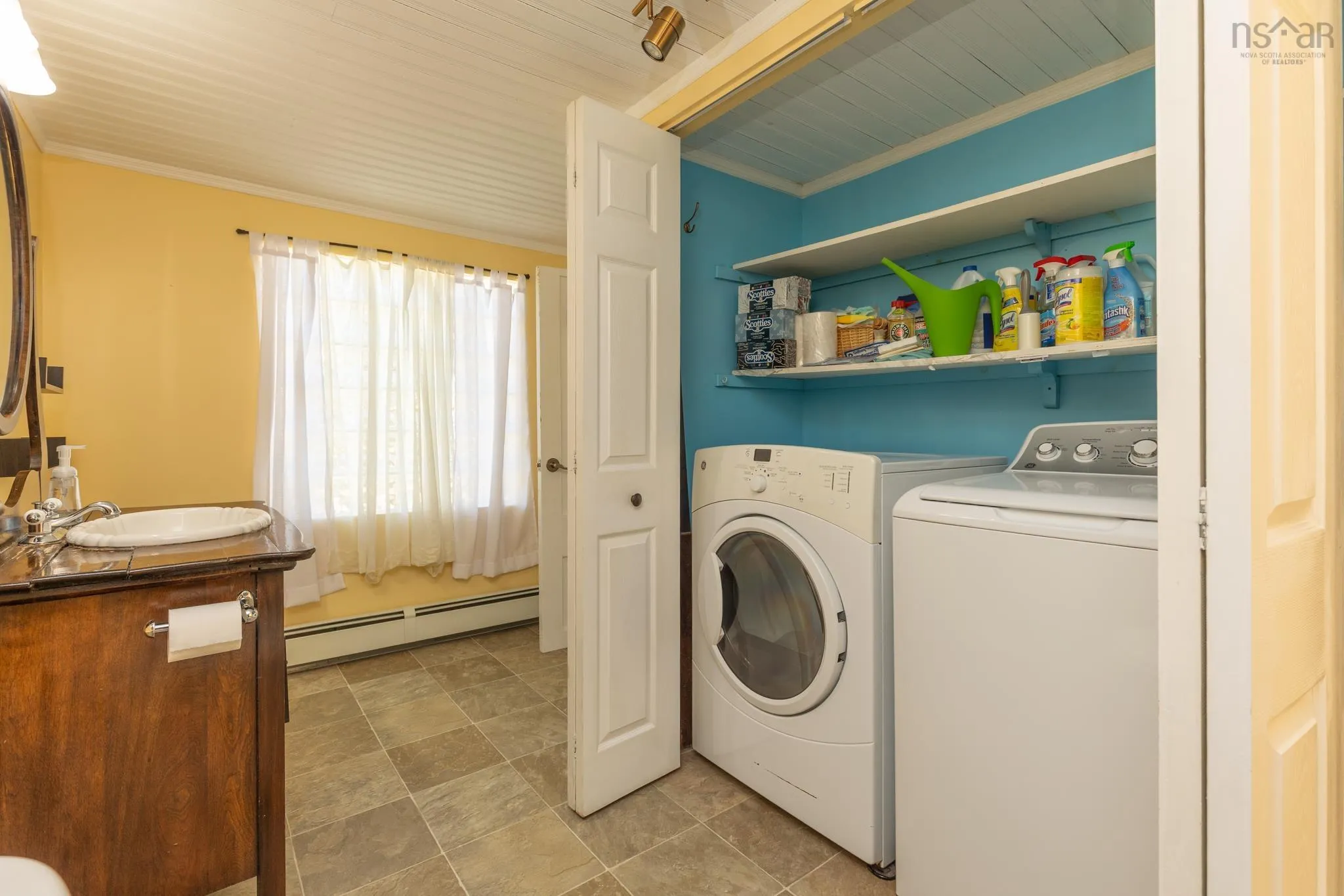 47 Lakeside Road, Hebron, NS B5A 5K4, 3 Bedrooms Bedrooms, ,2 BathroomsBathrooms,Residential,For Sale,Lakeside,202525421