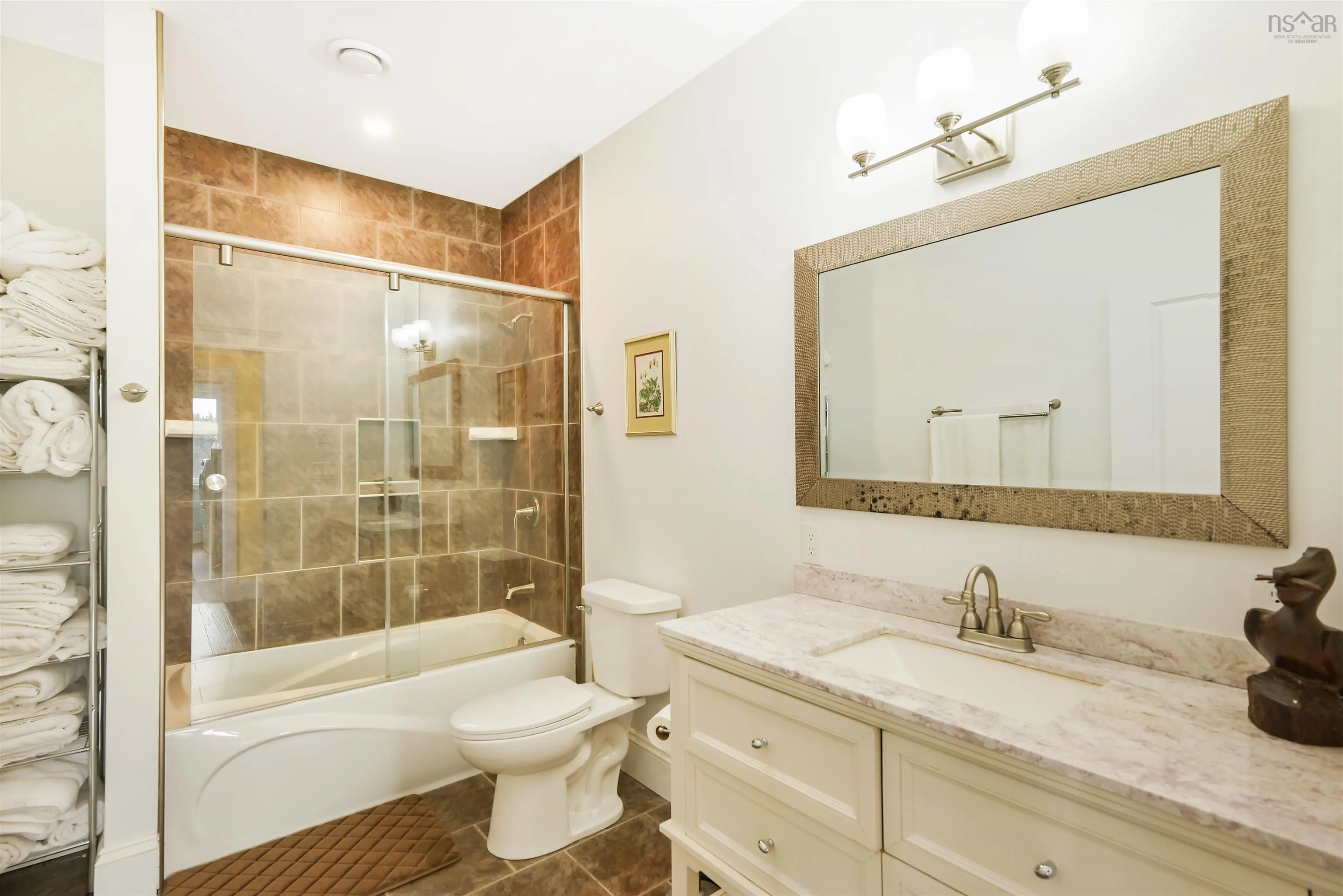 1053 Broad Cove Marsh Road, Broad Cove Marsh, NS B0E 1N0, 5 Bedrooms Bedrooms, ,4 BathroomsBathrooms,Residential,For Sale,Broad Cove Marsh,202525524