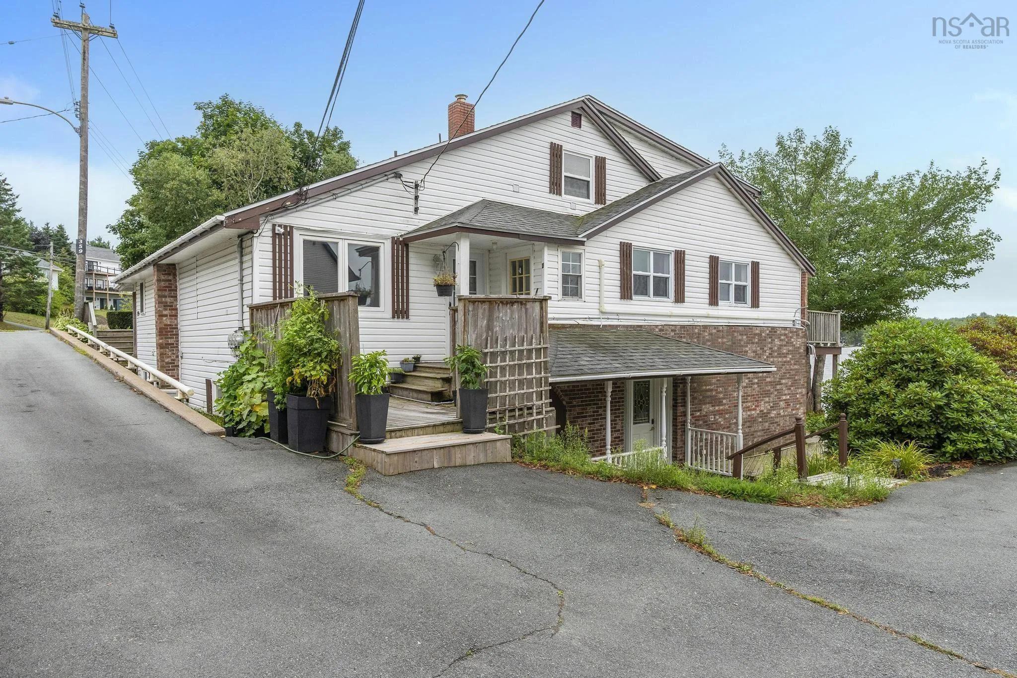 359 Waverley Road, Dartmouth, NS B2X 2E5, 2 Bedrooms Bedrooms, ,Residential Income,For Sale,Waverley,202523546