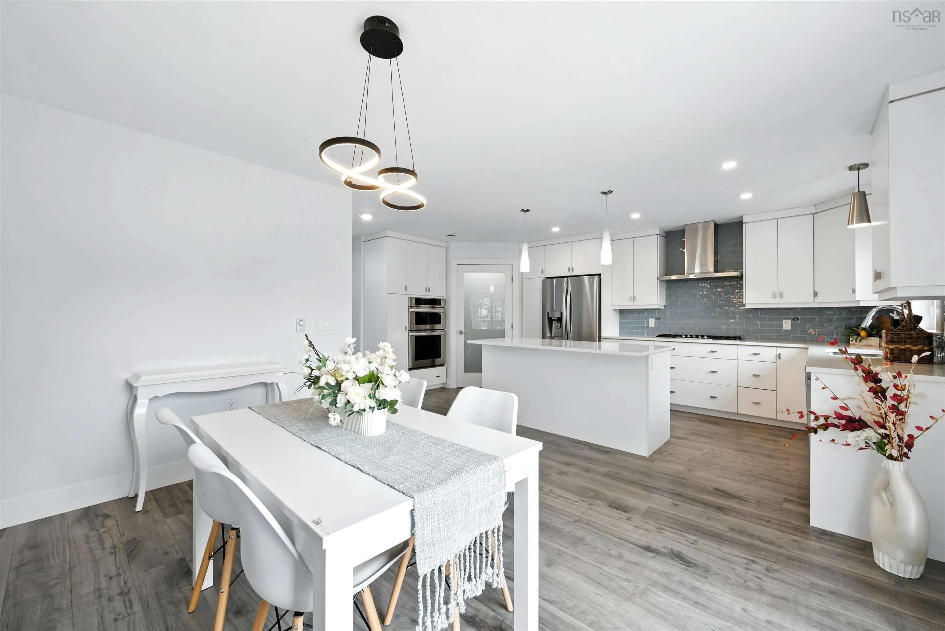 160 Lewis Drive, Bedford, NS B4B 1K9, 4 Bedrooms Bedrooms, ,4 BathroomsBathrooms,Residential,For Sale,Lewis,202519988