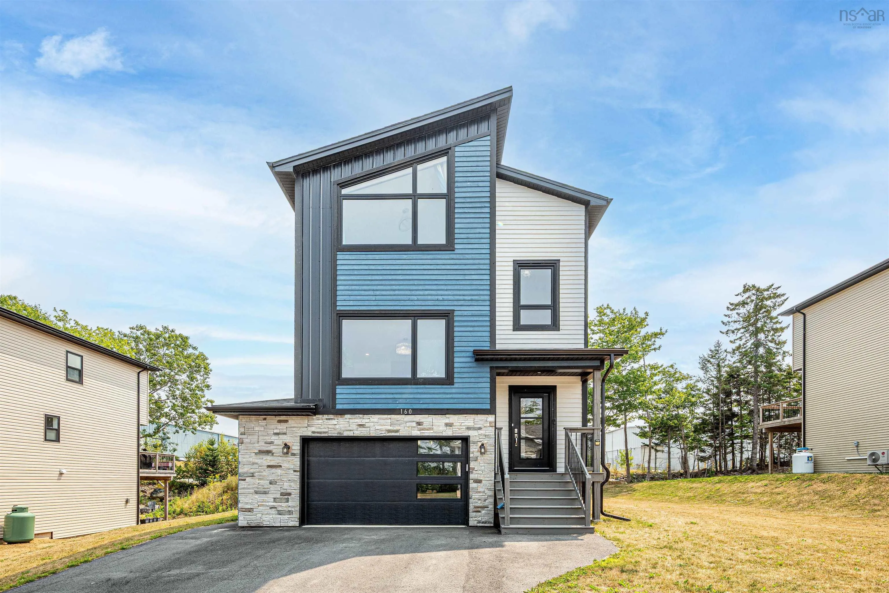 160 Lewis Drive, Bedford, NS B4B 1K9, 4 Bedrooms Bedrooms, ,4 BathroomsBathrooms,Residential,For Sale,Lewis,202519988