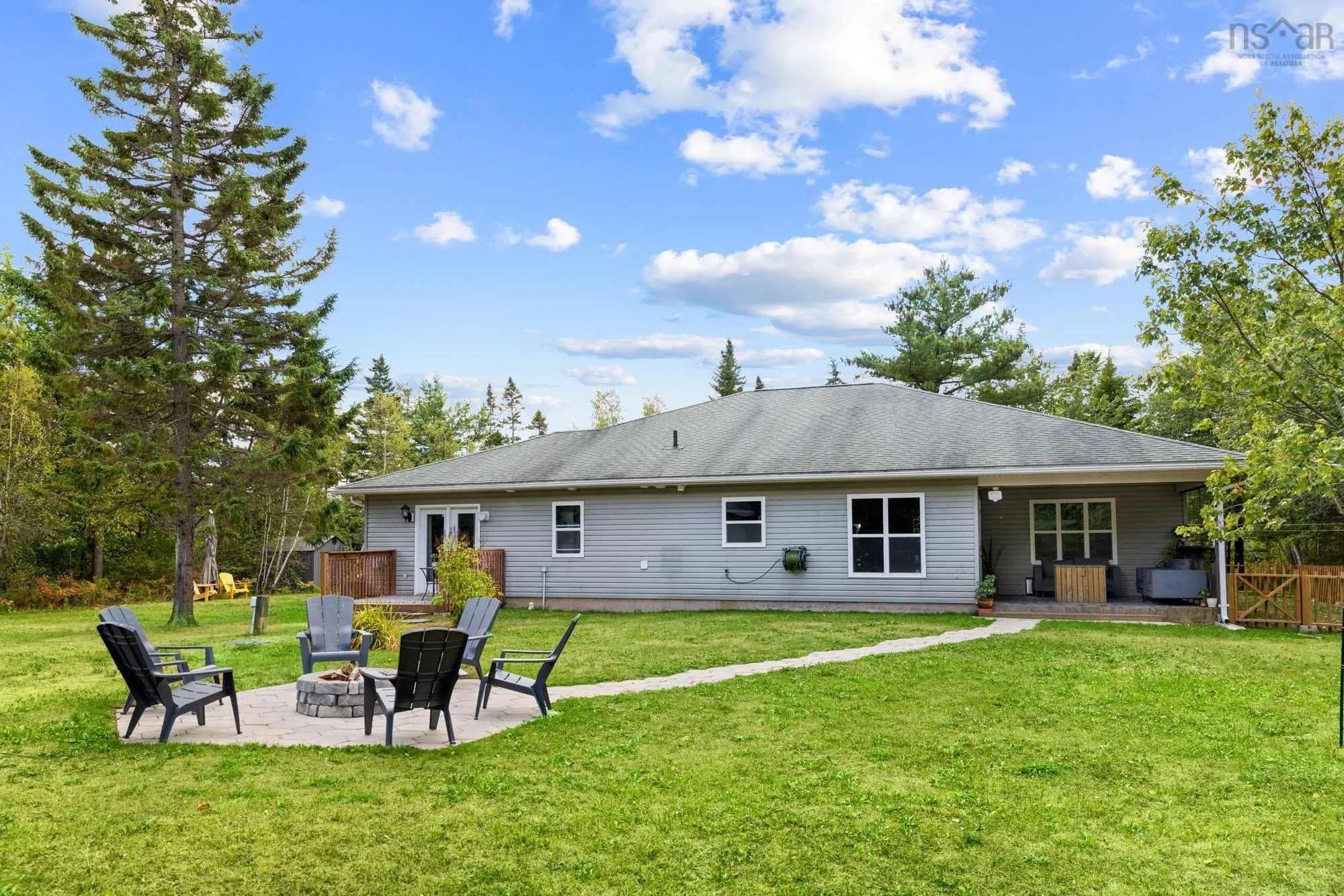 250 Abilene Avenue, Wellington, NS B2T 0B6, 4 Bedrooms Bedrooms, ,2 BathroomsBathrooms,Residential,For Sale,Abilene,202521154