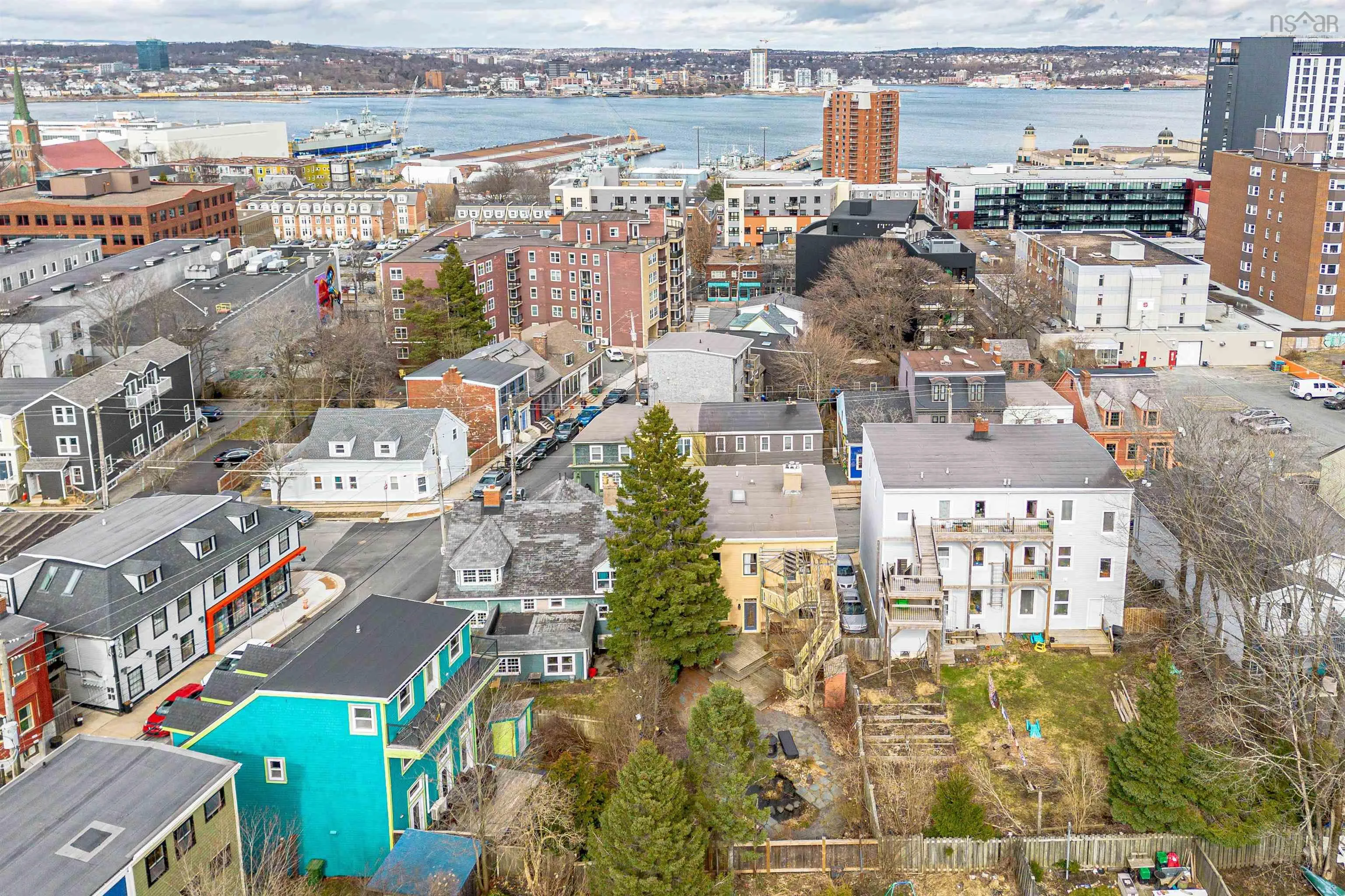 2048 Creighton Street, Halifax Ns B3k 3r2, 3 Bedrooms Bedrooms, ,Residential Income,For Sale,Creighton,202507429