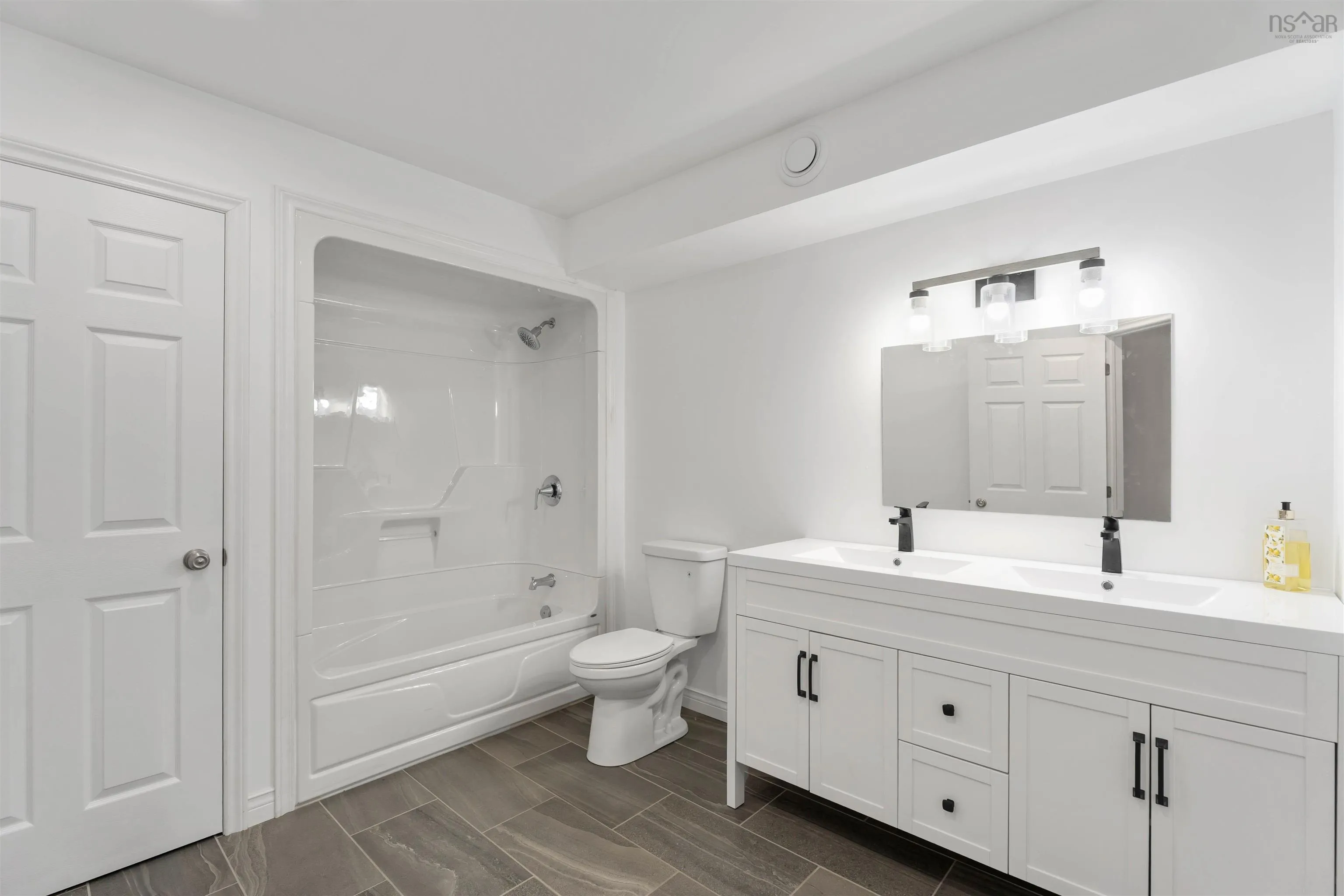 181 Timberland Road, South Range, NS B0W 1H0, 2 Bedrooms Bedrooms, ,3 BathroomsBathrooms,Residential,For Sale,Timberland,202522463