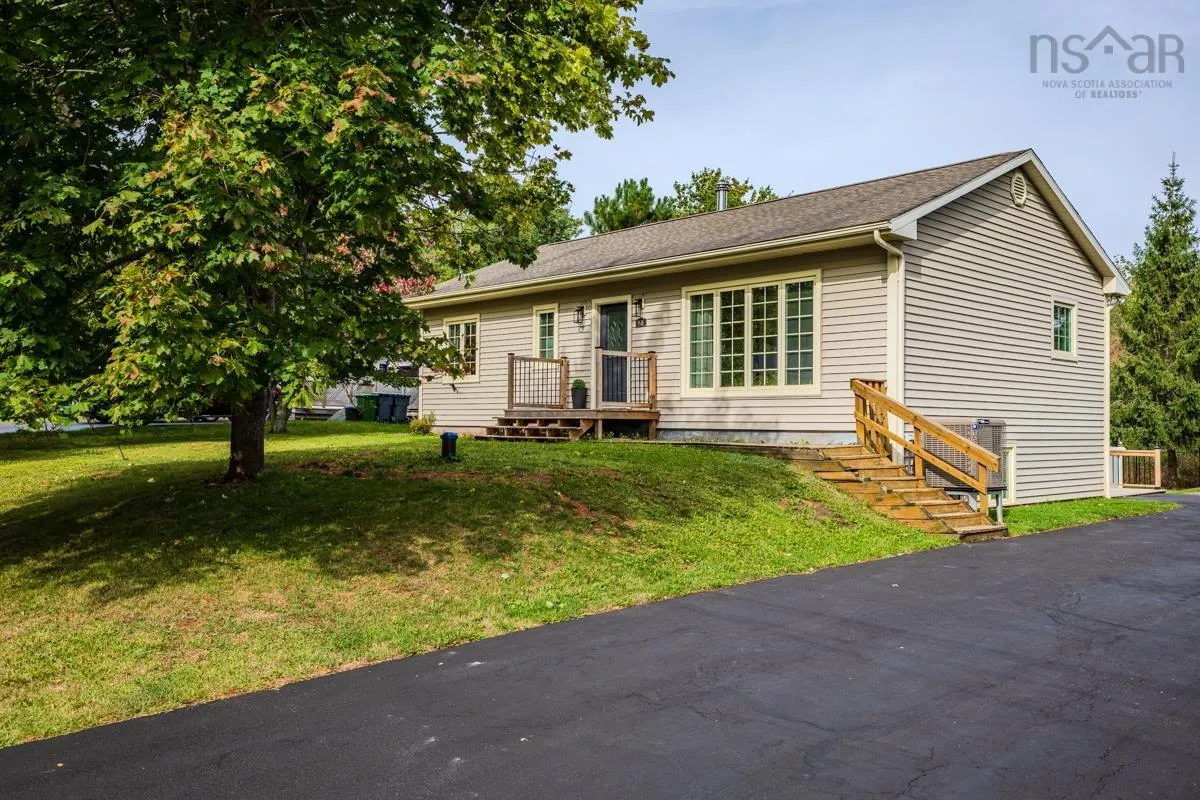 50 Coldstream Drive, Valley, NS B6L 3E9, 3 Bedrooms Bedrooms, ,2 BathroomsBathrooms,Residential,For Sale,Coldstream,202522791