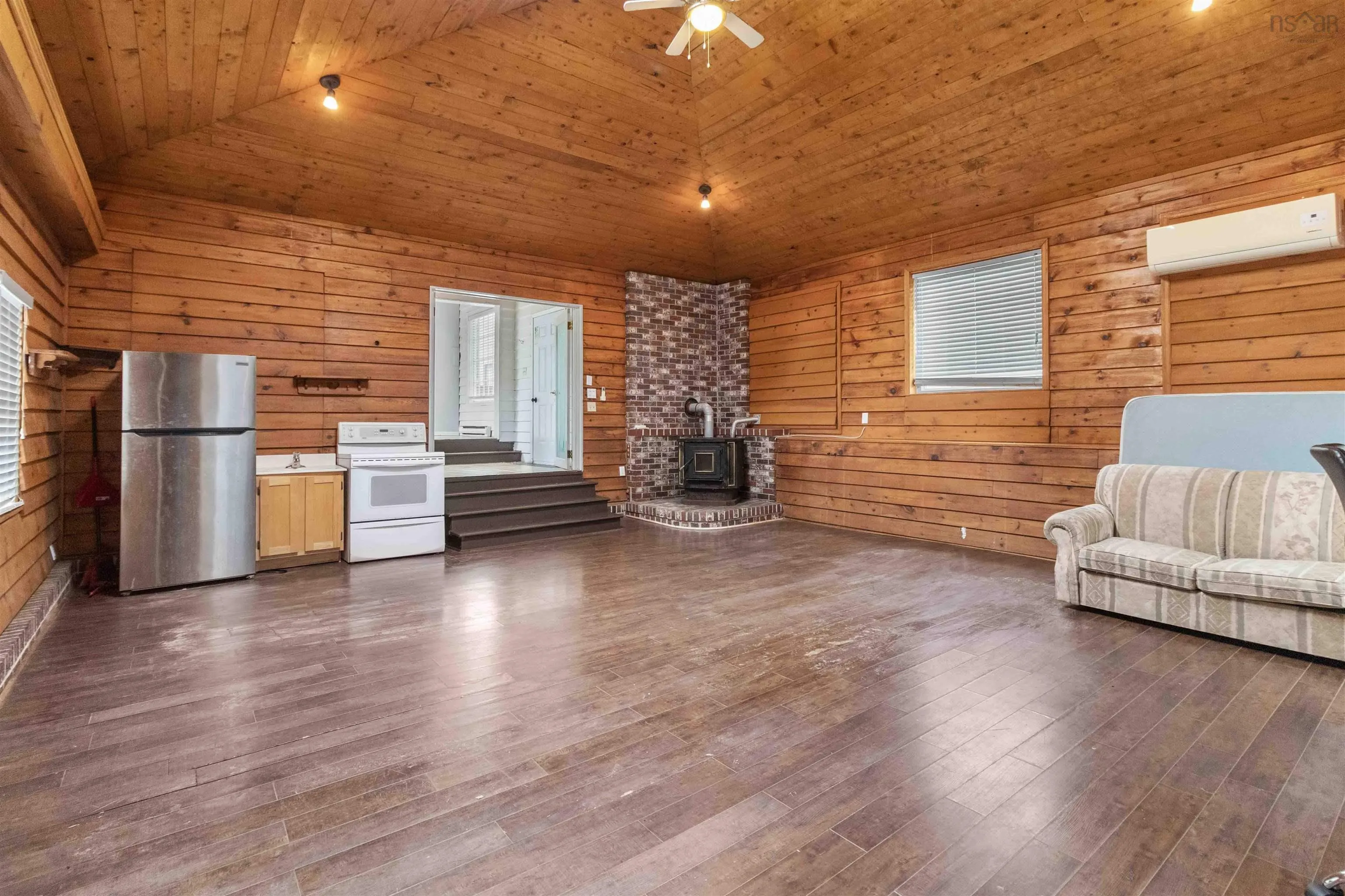 801 Old Sackville Road, Lower Sackville, NS B4E 1R2, 5 Bedrooms Bedrooms, ,5 BathroomsBathrooms,Residential,For Sale,Old Sackville,202522005