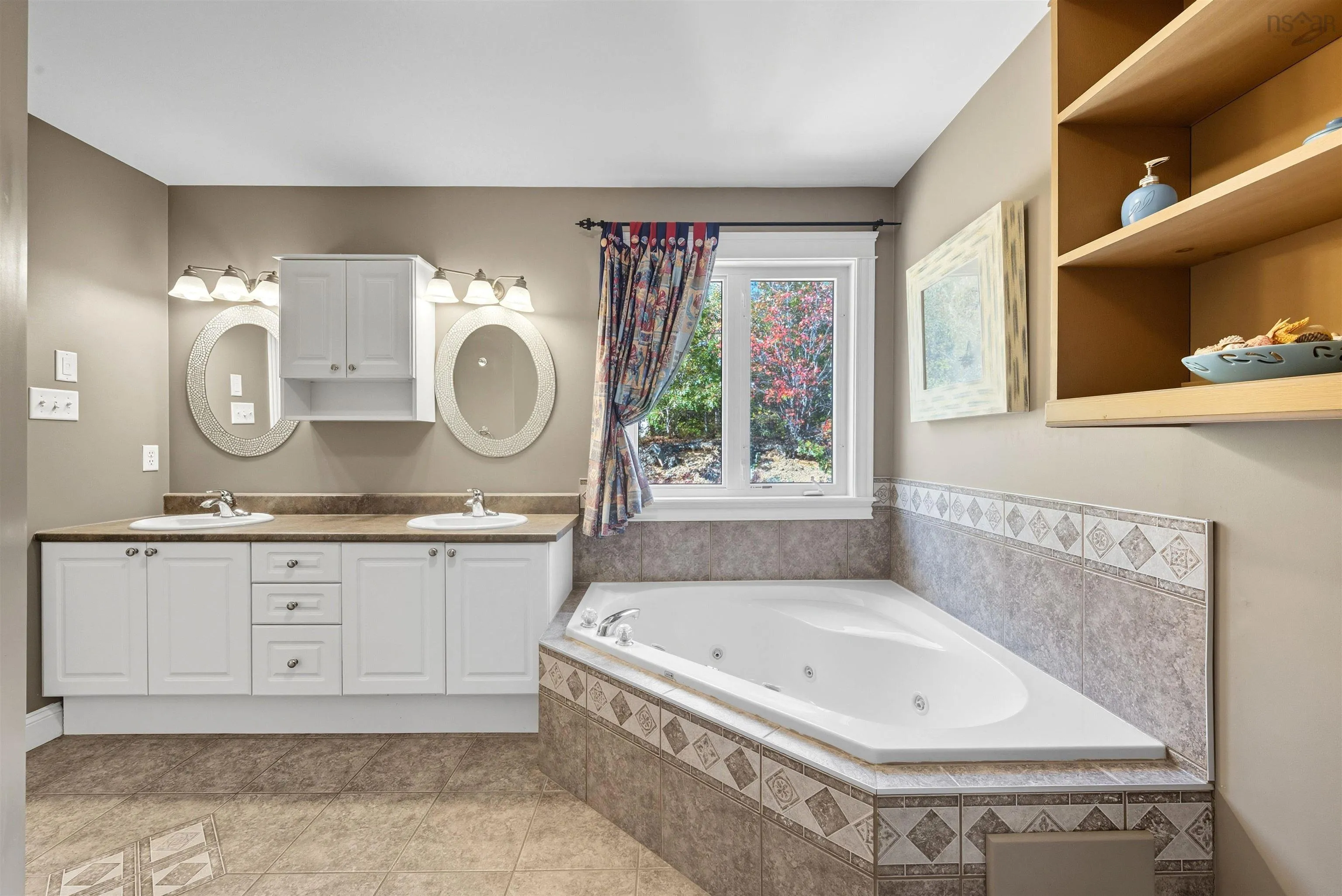 40 Gorsebud Close, Clayton Park, NS B3S 1P7, 4 Bedrooms Bedrooms, ,3 BathroomsBathrooms,Residential,For Sale,Gorsebud,202525536