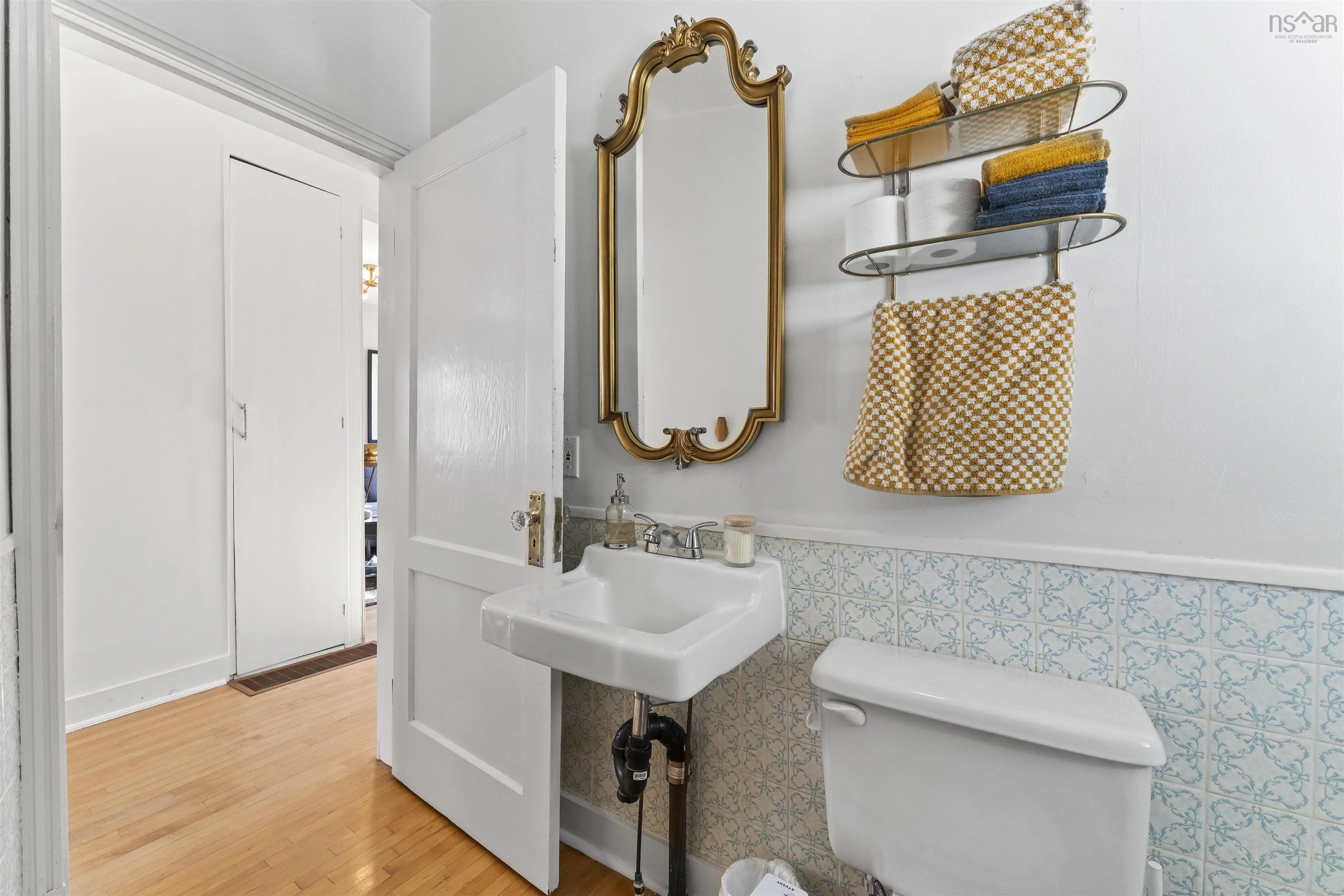 117 Osborne Street, Halifax, NS B3N 3H5, 2 Bedrooms Bedrooms, ,1 BathroomBathrooms,Residential,For Sale,Osborne,202524211