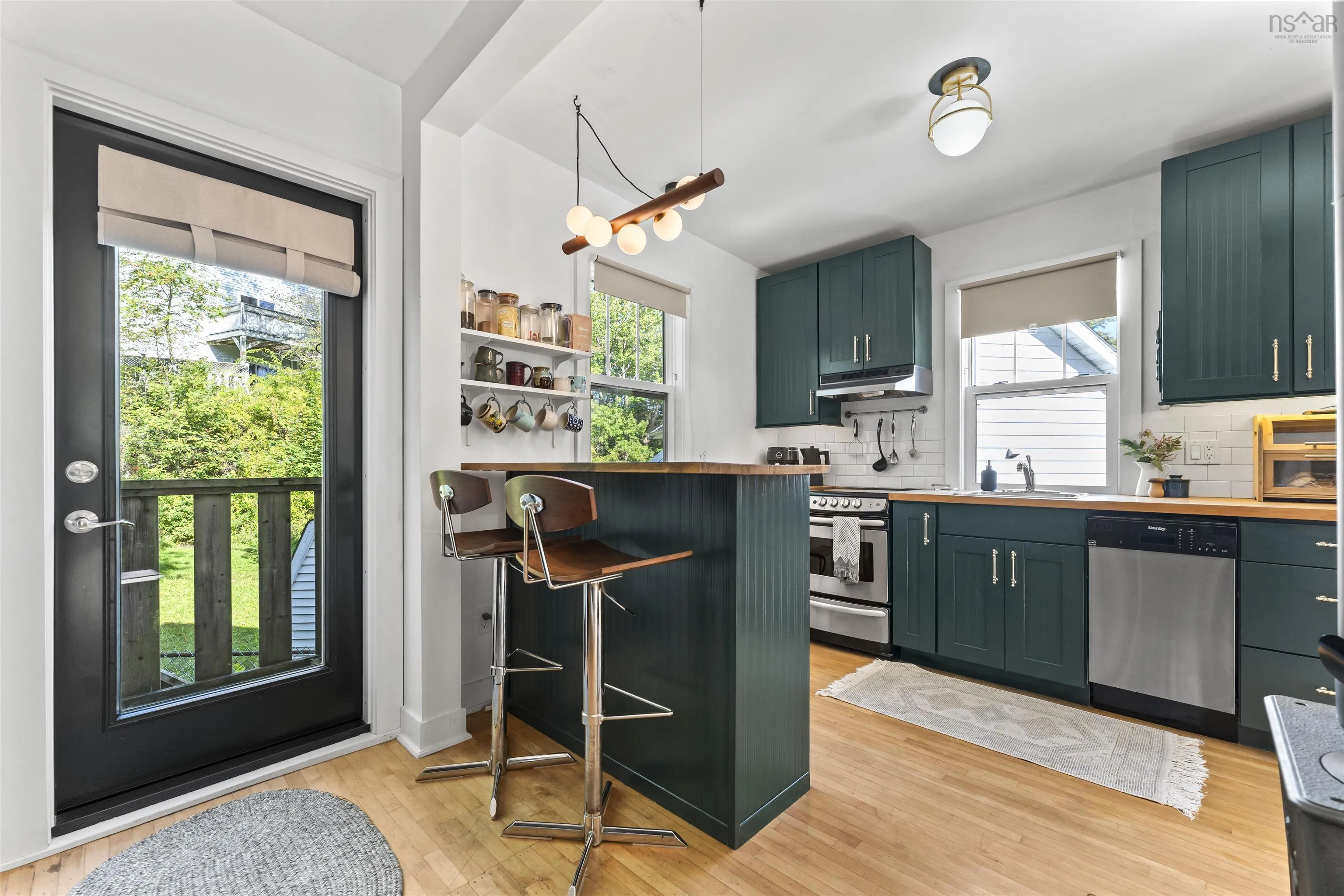 117 Osborne Street, Halifax, NS B3N 3H5, 2 Bedrooms Bedrooms, ,1 BathroomBathrooms,Residential,For Sale,Osborne,202524211
