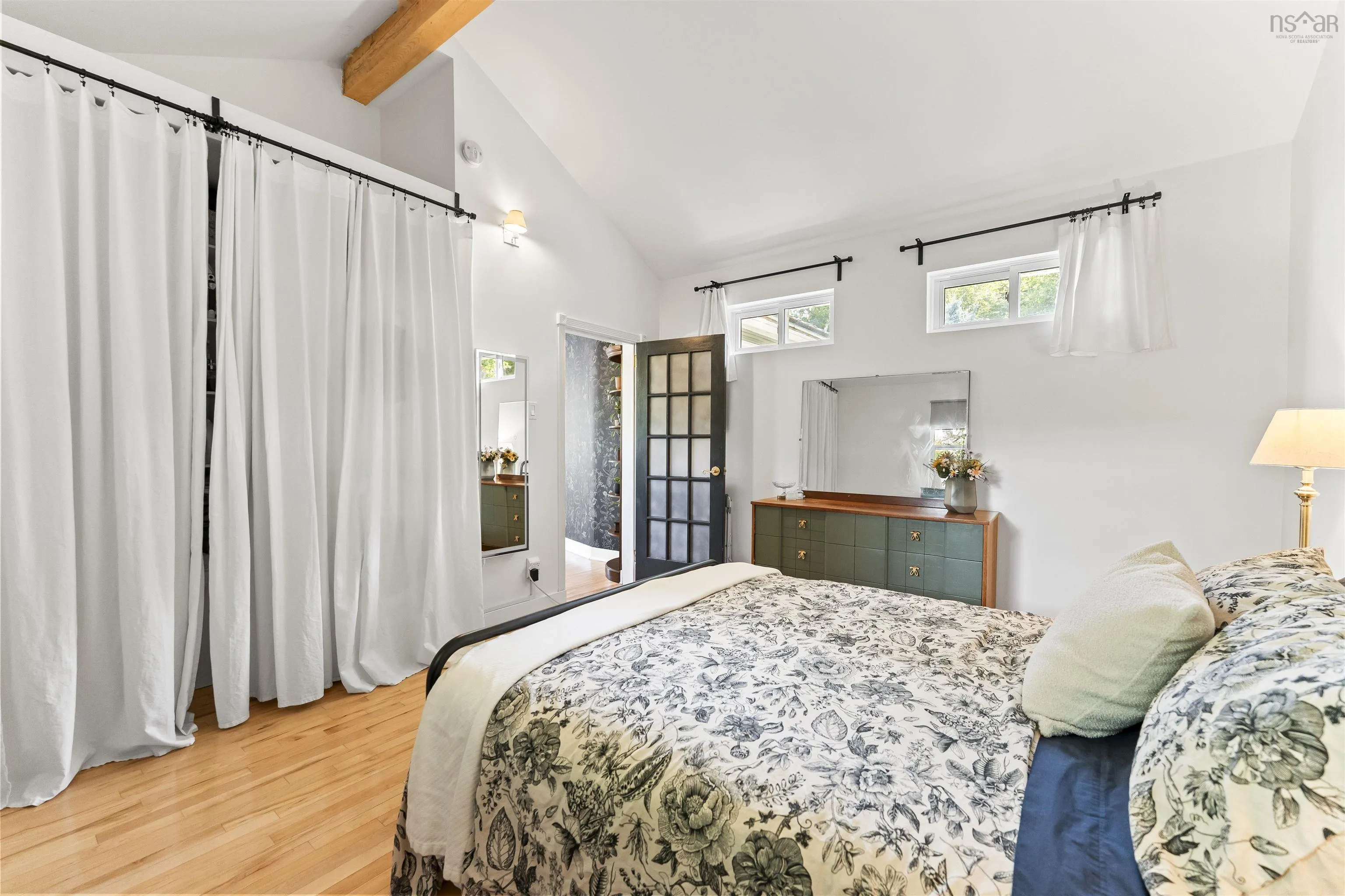 117 Osborne Street, Halifax, NS B3N 3H5, 2 Bedrooms Bedrooms, ,1 BathroomBathrooms,Residential,For Sale,Osborne,202524211