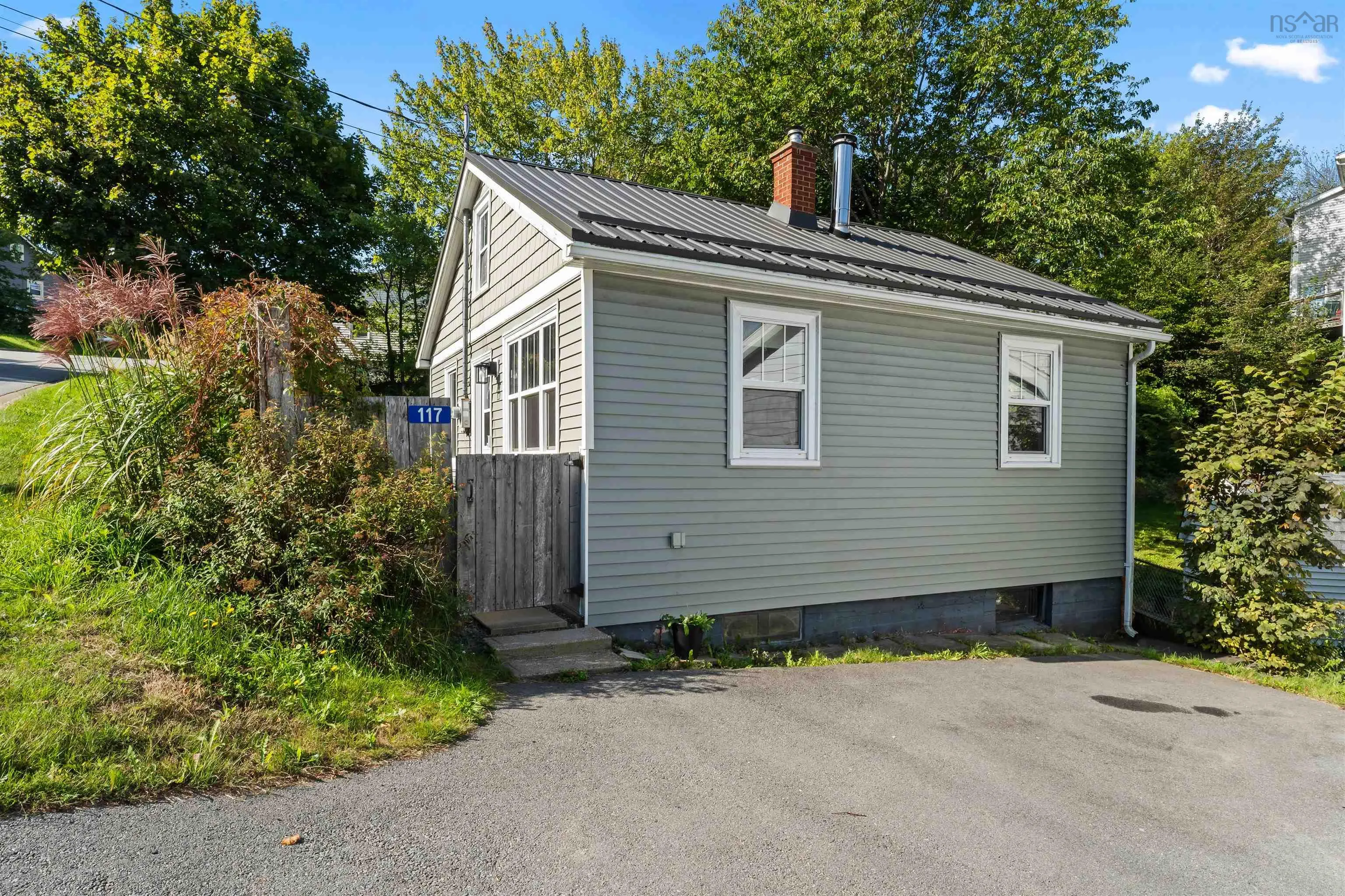 117 Osborne Street, Halifax, NS B3N 3H5, 2 Bedrooms Bedrooms, ,1 BathroomBathrooms,Residential,For Sale,Osborne,202524211