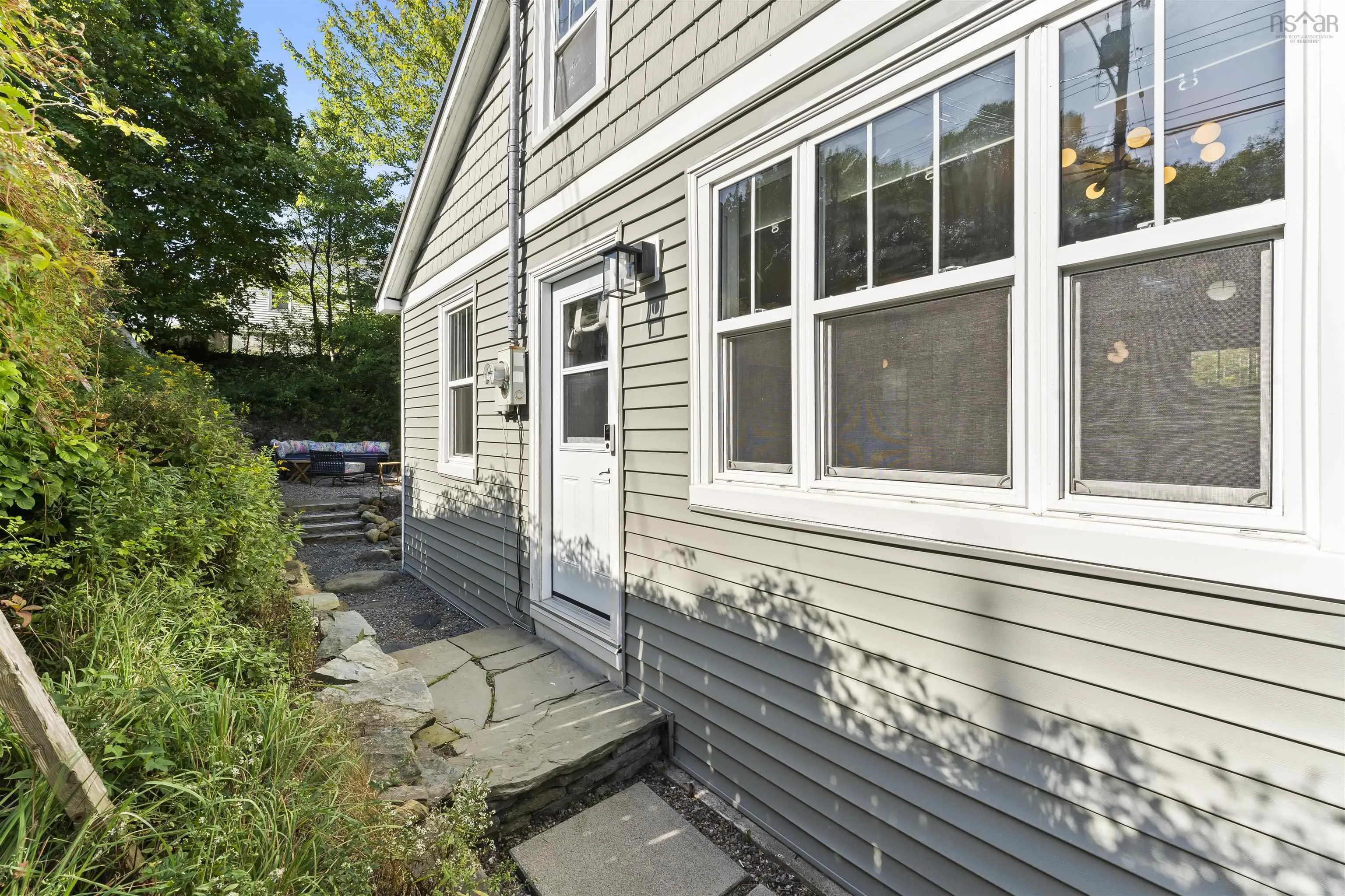 117 Osborne Street, Halifax, NS B3N 3H5, 2 Bedrooms Bedrooms, ,1 BathroomBathrooms,Residential,For Sale,Osborne,202524211