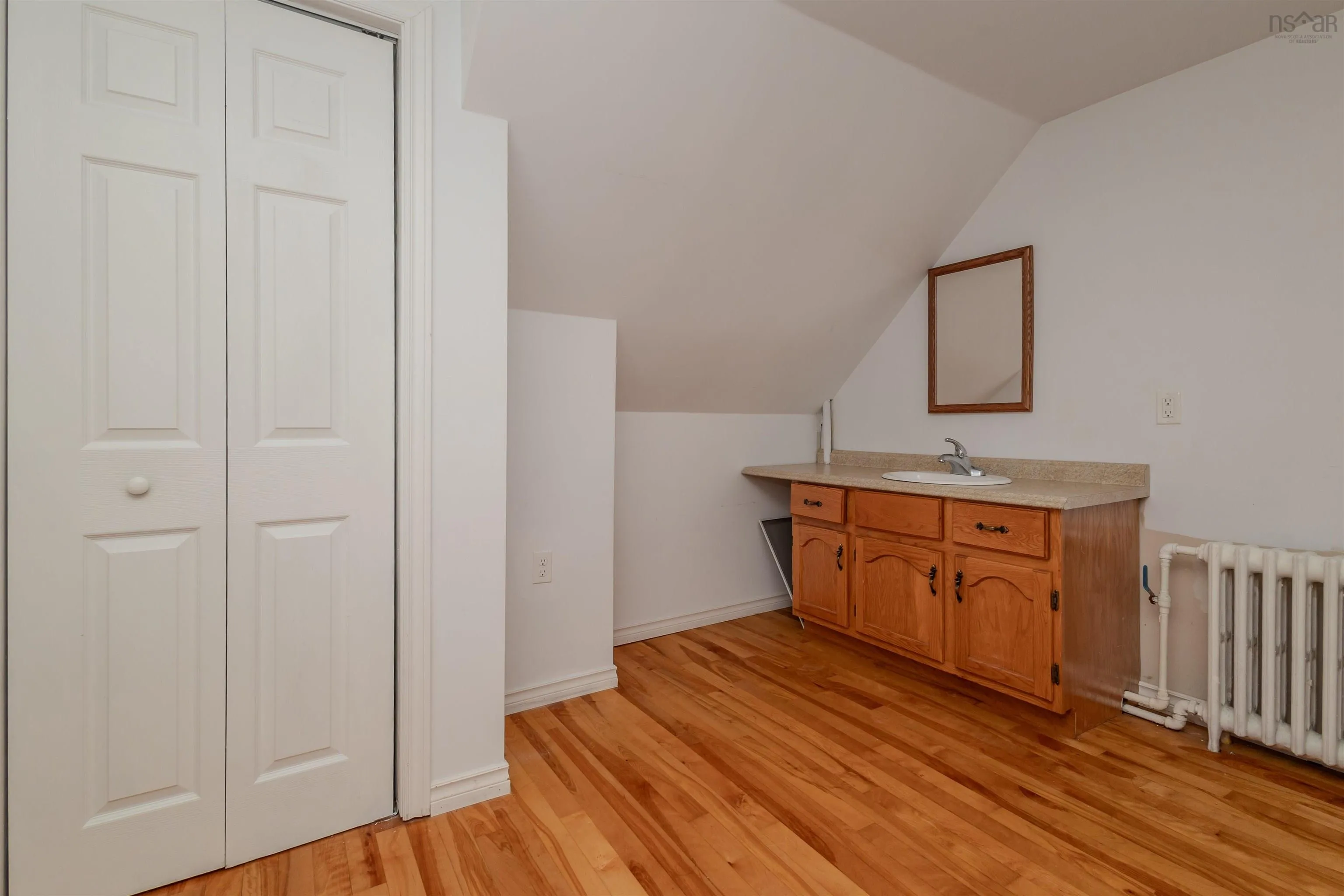 366 Cabot Street, Sydney, NS B1P 4G2, 4 Bedrooms Bedrooms, ,2 BathroomsBathrooms,Residential,For Sale,Cabot,202521732