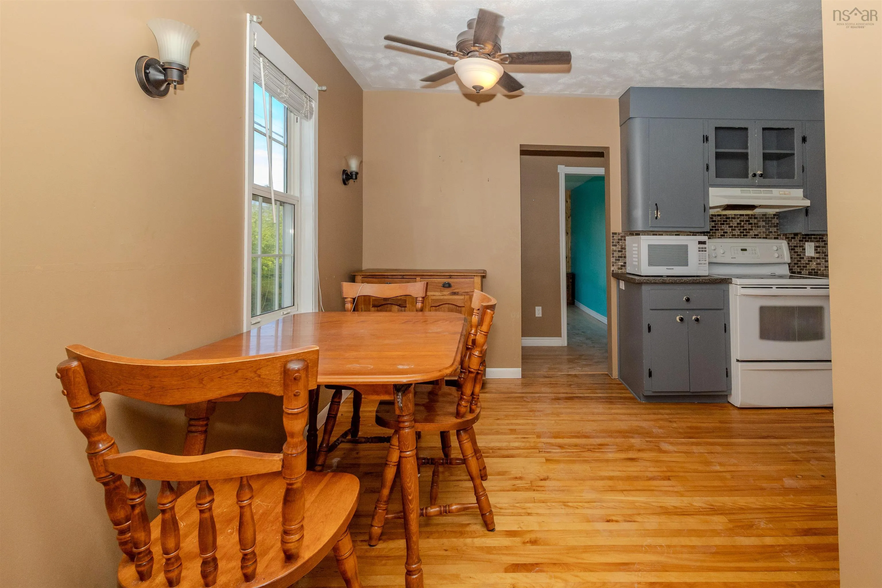 366 Cabot Street, Sydney, NS B1P 4G2, 4 Bedrooms Bedrooms, ,2 BathroomsBathrooms,Residential,For Sale,Cabot,202521732