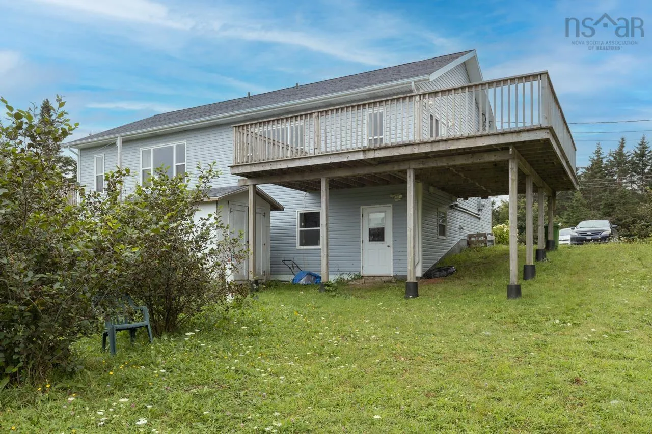 42-44 Bellmont Avenue, North Chegoggin Ns B5a 5k5, 5 Bedrooms Bedrooms, ,2 BathroomsBathrooms,Residential,For Sale,Bellmont,202508475