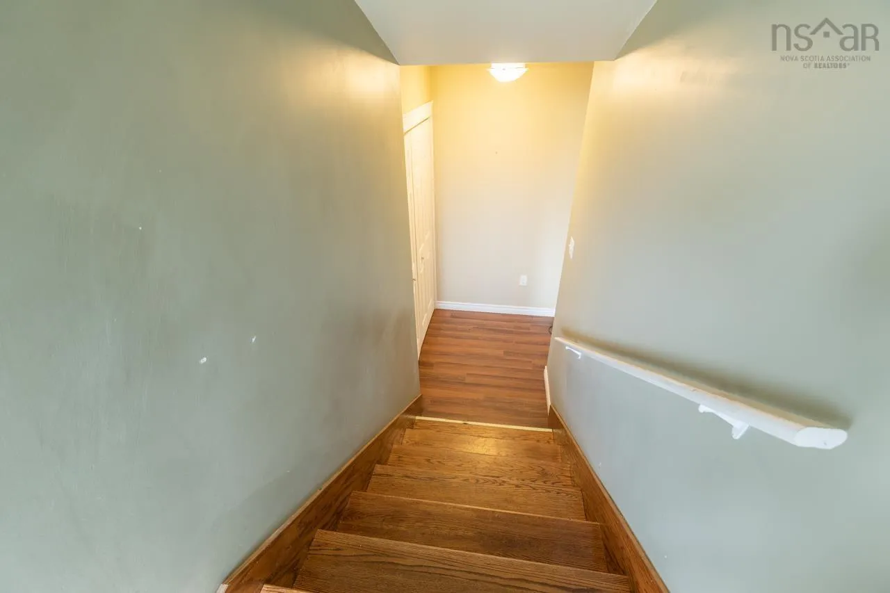 42-44 Bellmont Avenue, North Chegoggin Ns B5a 5k5, 5 Bedrooms Bedrooms, ,2 BathroomsBathrooms,Residential,For Sale,Bellmont,202508475