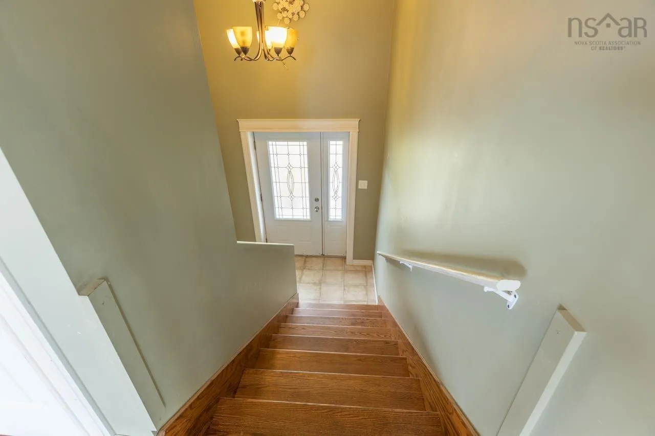 42-44 Bellmont Avenue, North Chegoggin Ns B5a 5k5, 5 Bedrooms Bedrooms, ,2 BathroomsBathrooms,Residential,For Sale,Bellmont,202508475