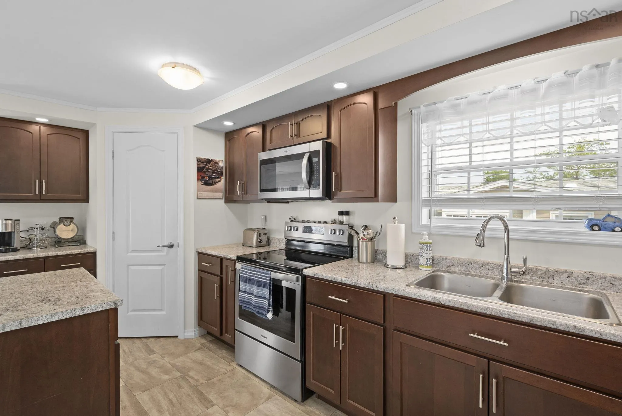 24 Ninth Street, Lucasville, NS B4B 1R5, 3 Bedrooms Bedrooms, ,2 BathroomsBathrooms,Residential,For Sale,Ninth,202518813