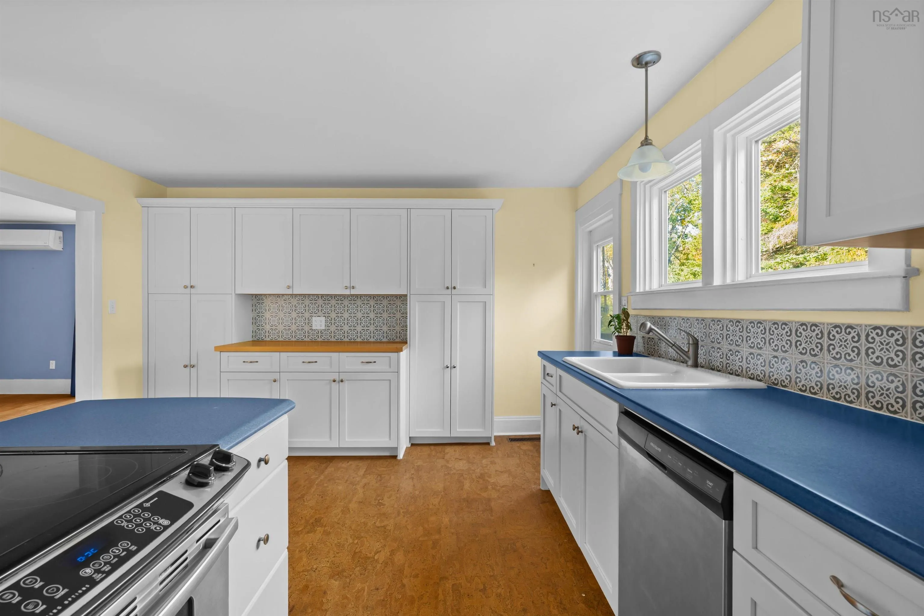 8 Marina Road, Marriotts Cove, NS B0J 1K0, 3 Bedrooms Bedrooms, ,2 BathroomsBathrooms,Residential,For Sale,Marina,202525583