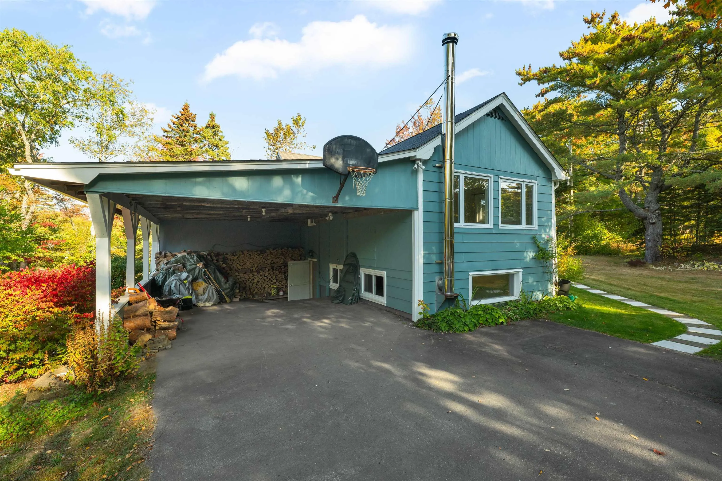 8 Marina Road, Marriotts Cove, NS B0J 1K0, 3 Bedrooms Bedrooms, ,2 BathroomsBathrooms,Residential,For Sale,Marina,202525583