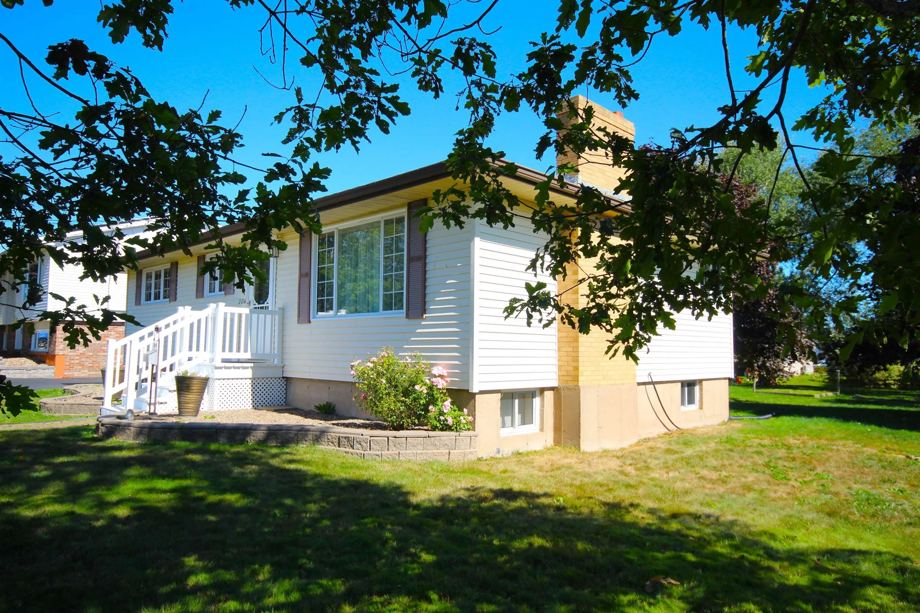 304 Astral Drive, Cole Harbour, NS B2V 1B8, 4 Bedrooms Bedrooms, ,2 BathroomsBathrooms,Residential,For Sale,Astral,202522366