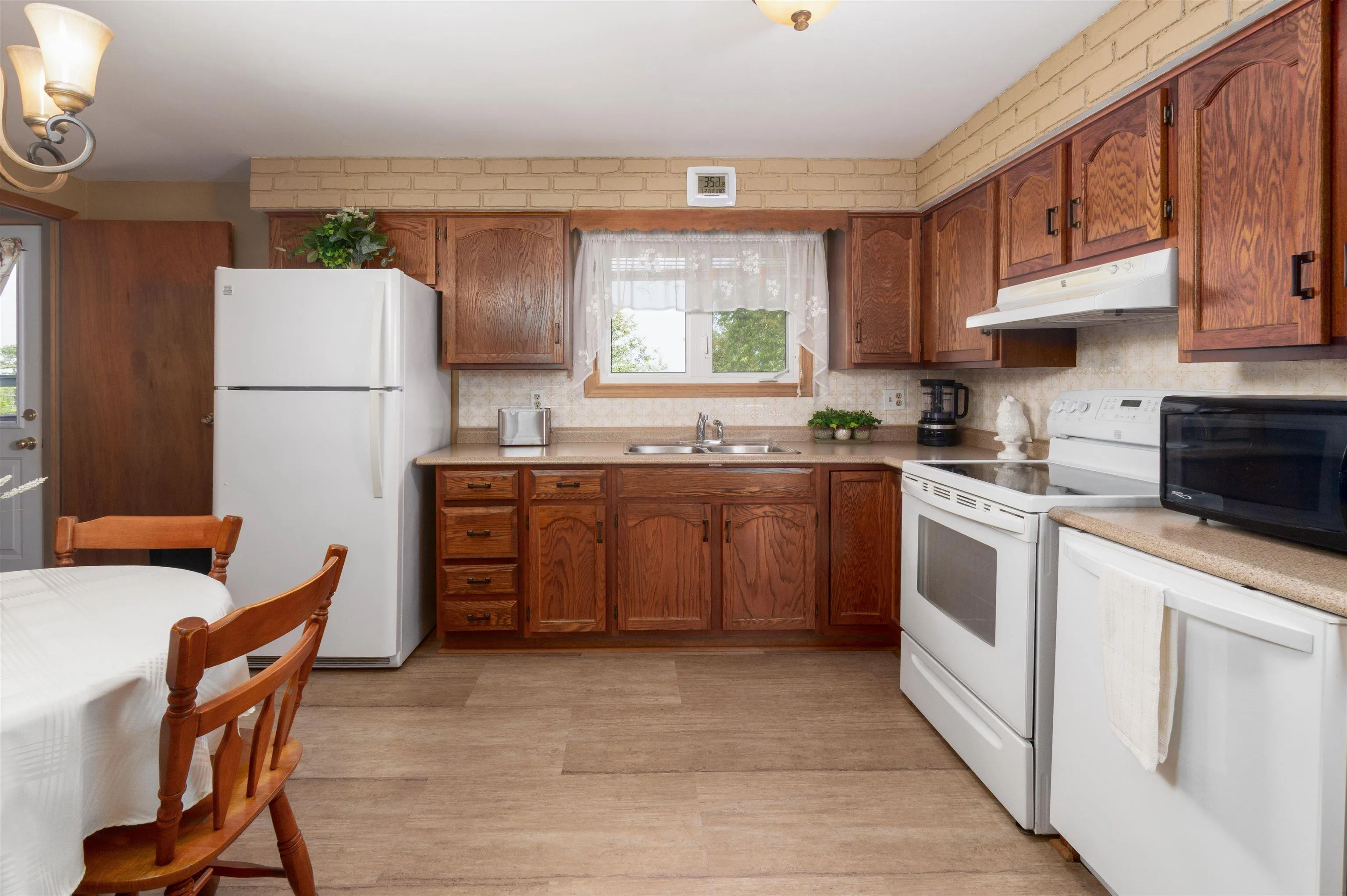274 Poplar Drive, Cole Harbour, NS B2W 4K5, 4 Bedrooms Bedrooms, ,2 BathroomsBathrooms,Residential,For Sale,Poplar,202519197