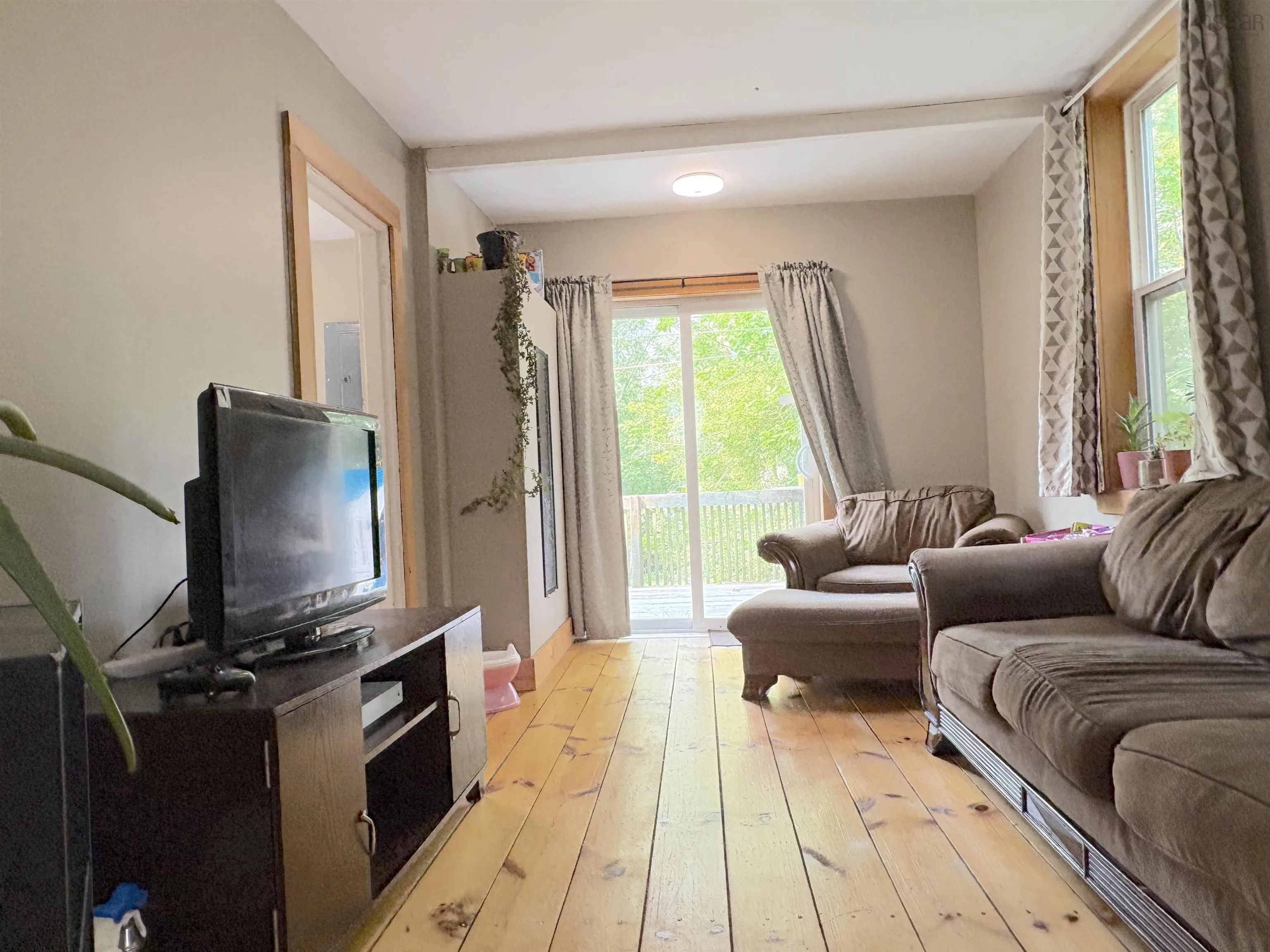 107 Parr Street, Shelburne, NS B0T 1W0, 3 Bedrooms Bedrooms, ,2 BathroomsBathrooms,Residential,For Sale,Parr,202519902